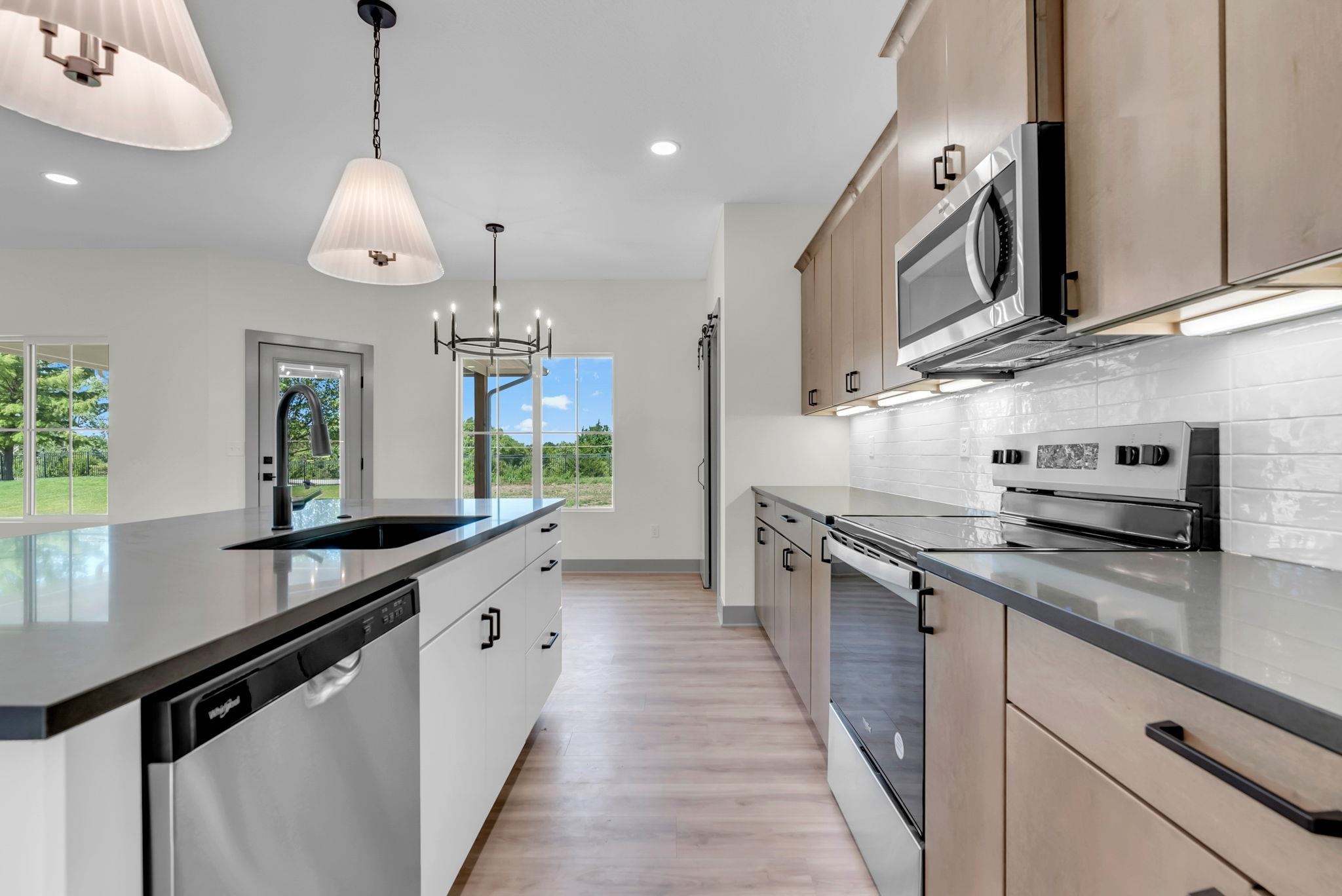 5161 N Colonial Avenue Bel Aire KS 67226