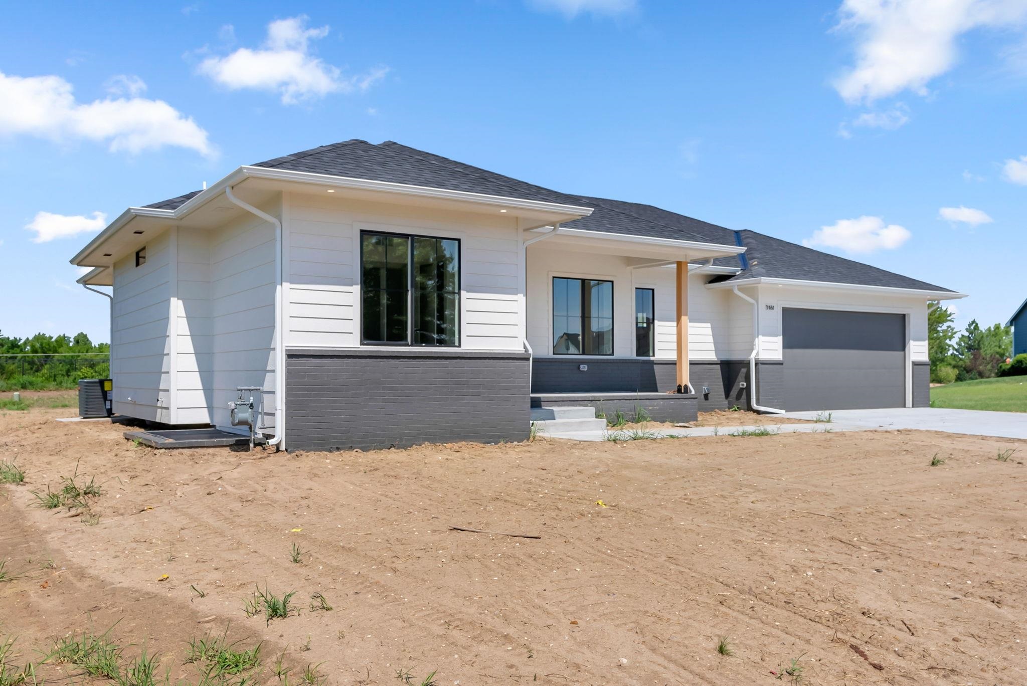 5161 N Colonial Avenue Bel Aire KS 67226