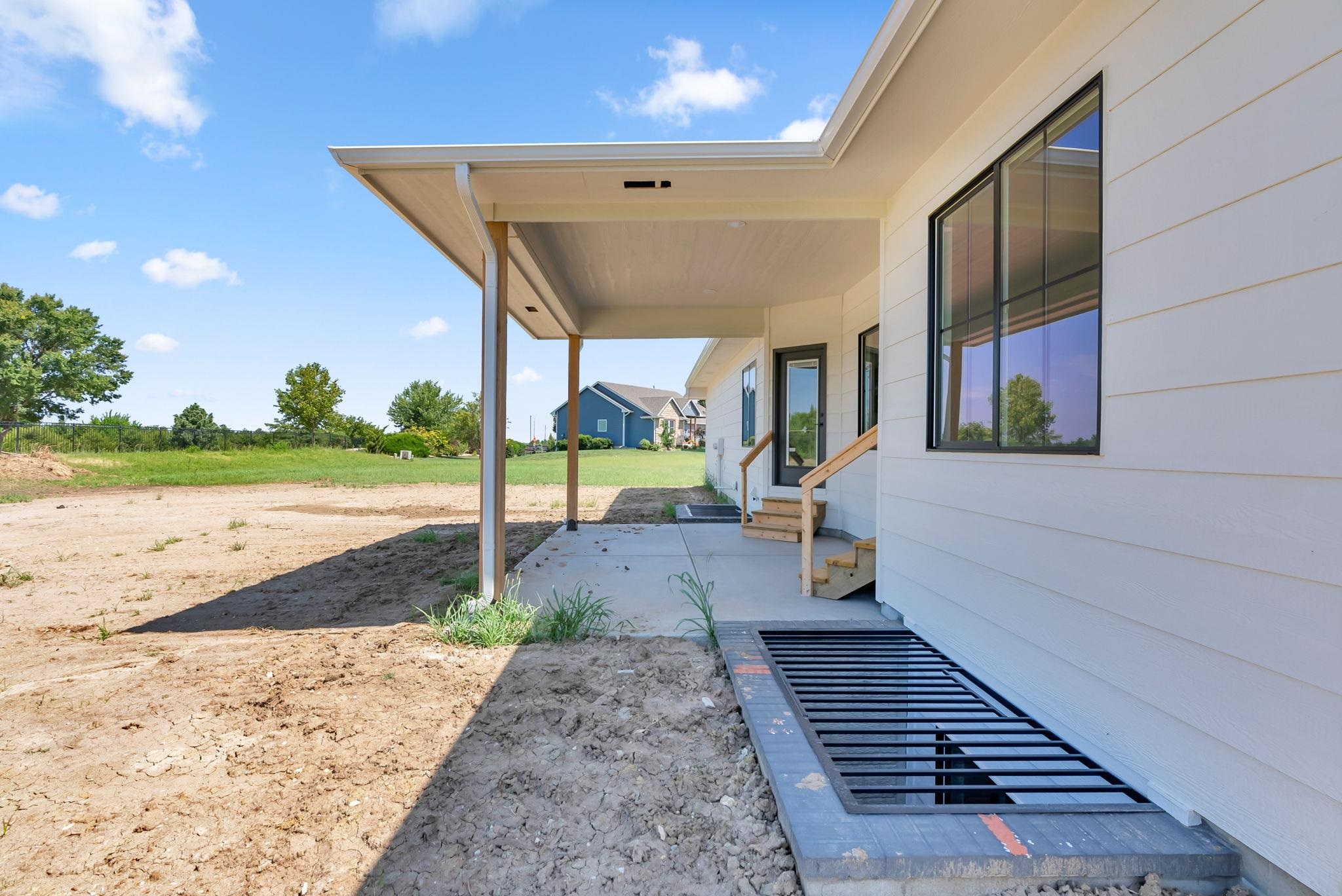 5161 N Colonial Avenue Bel Aire KS 67226