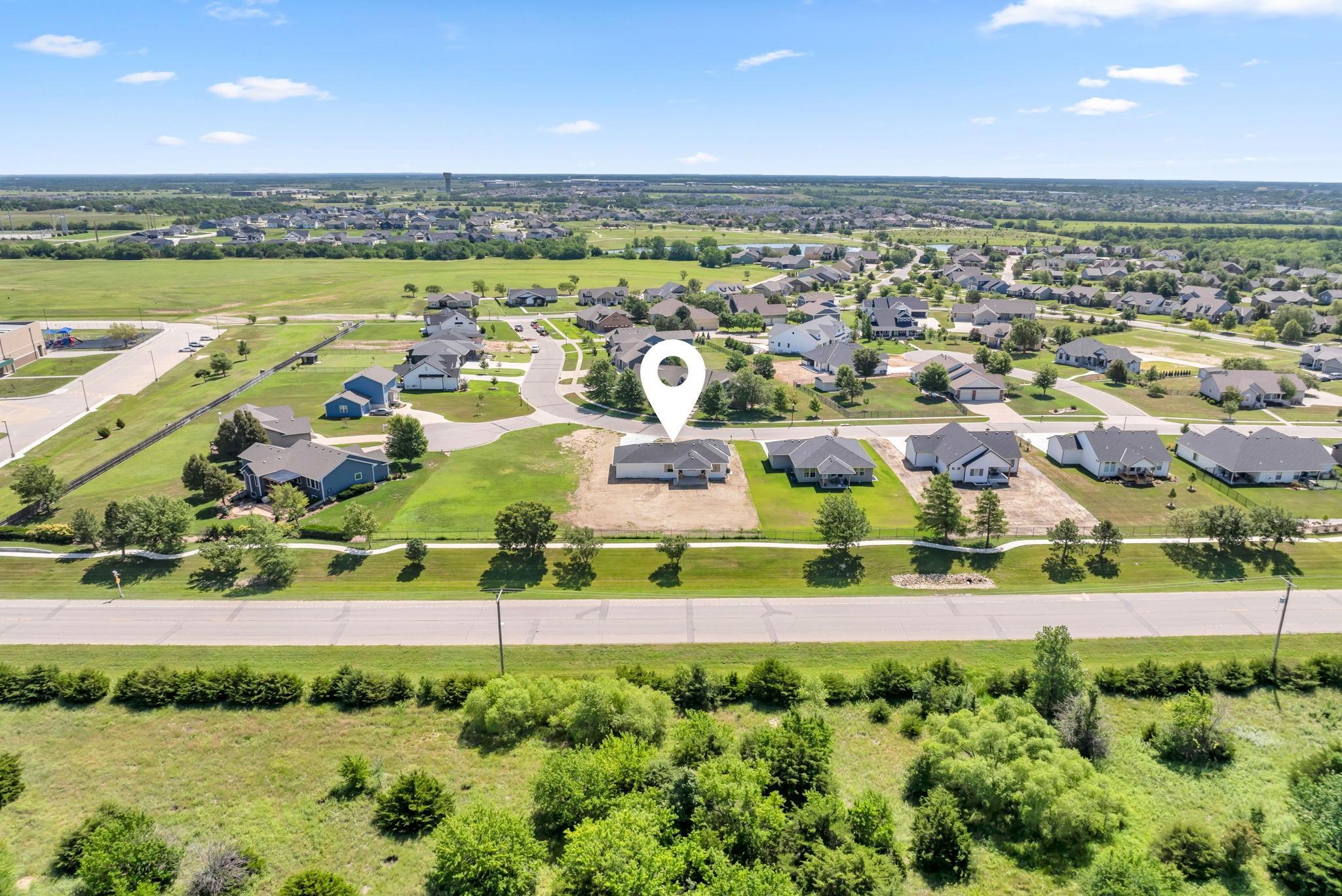 5161 N Colonial Avenue Bel Aire KS 67226