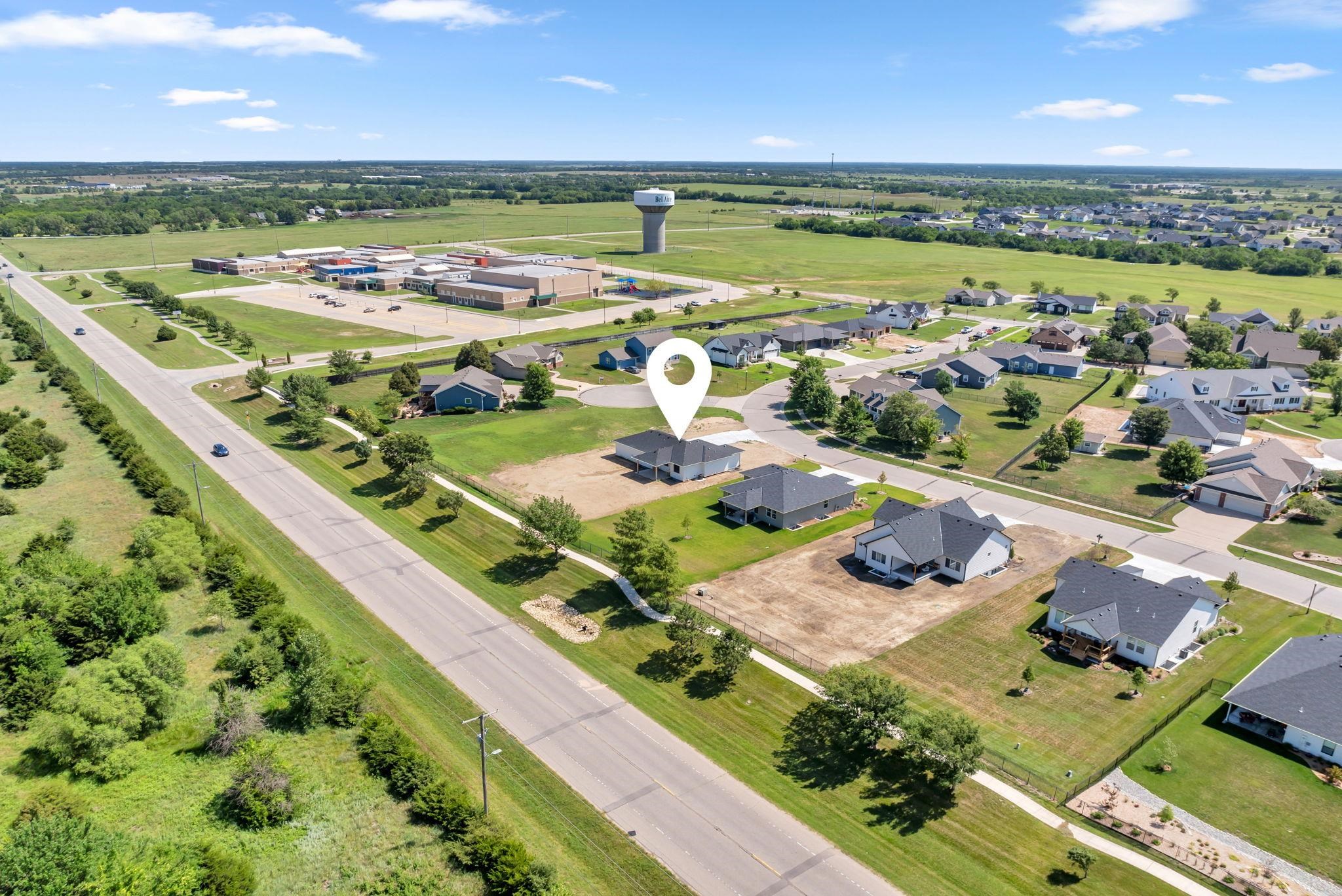 5161 N Colonial Avenue Bel Aire KS 67226