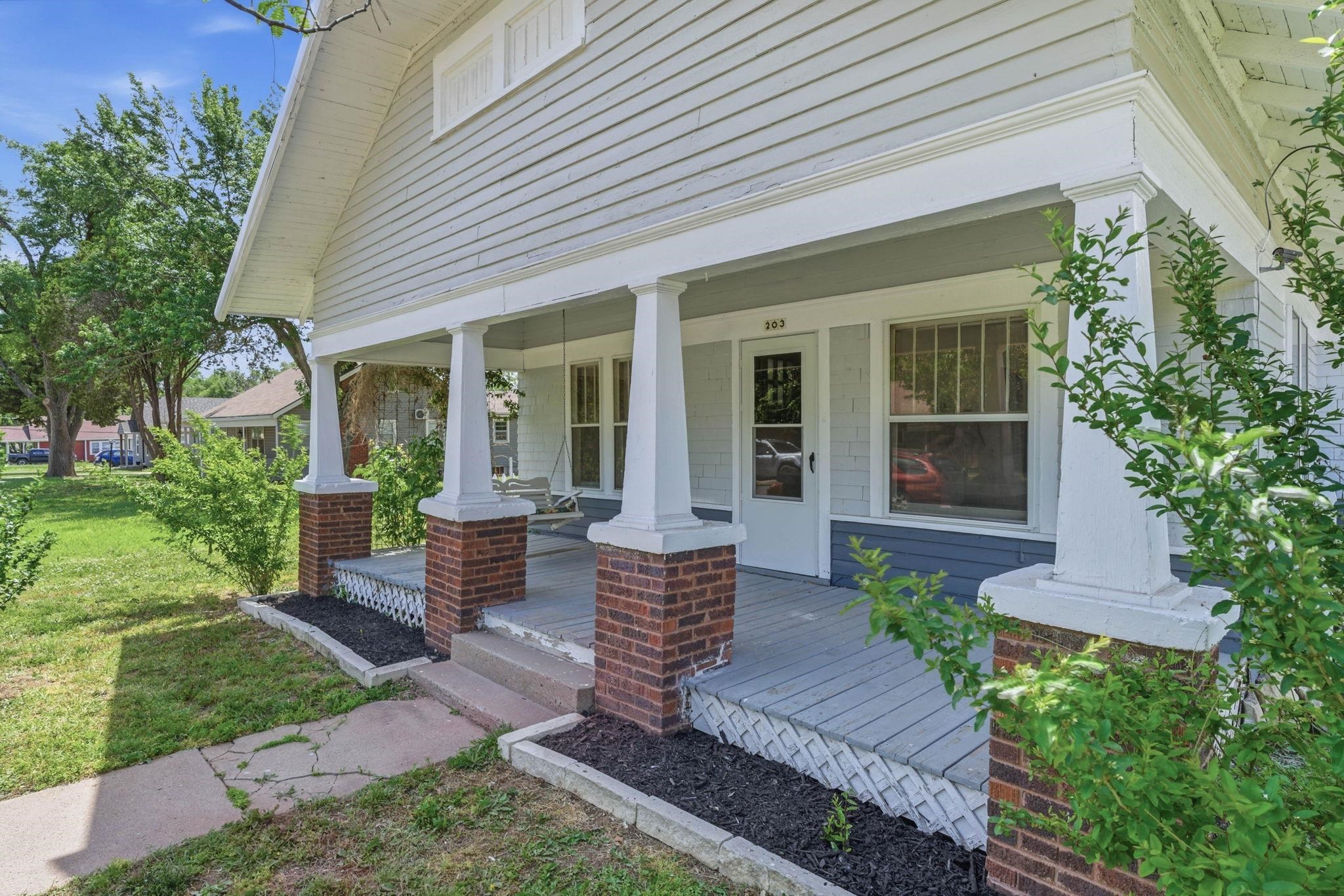 203 S Arthur Street El Dorado KS 67042