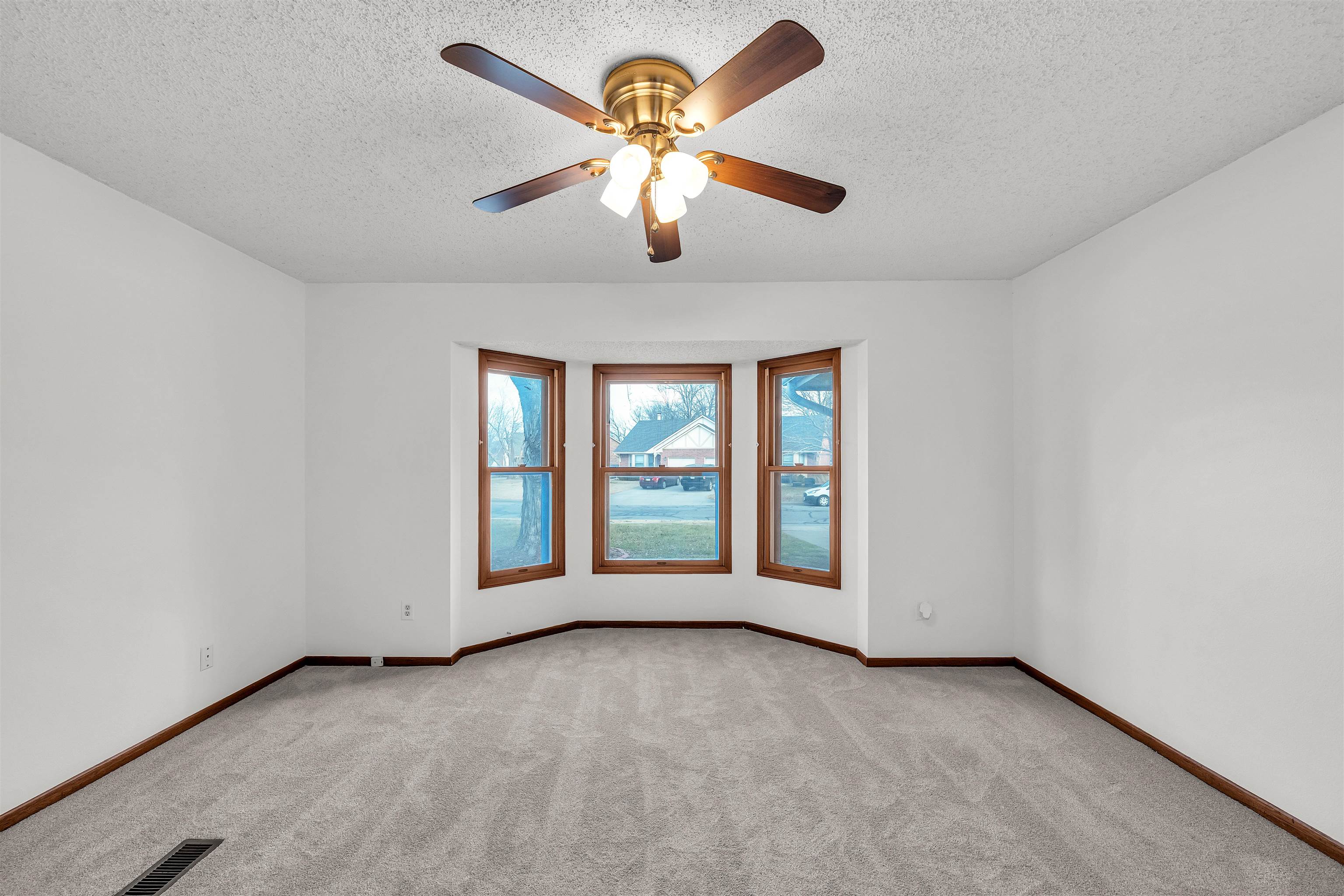 9413 E Bluestem Street Wichita KS 67207