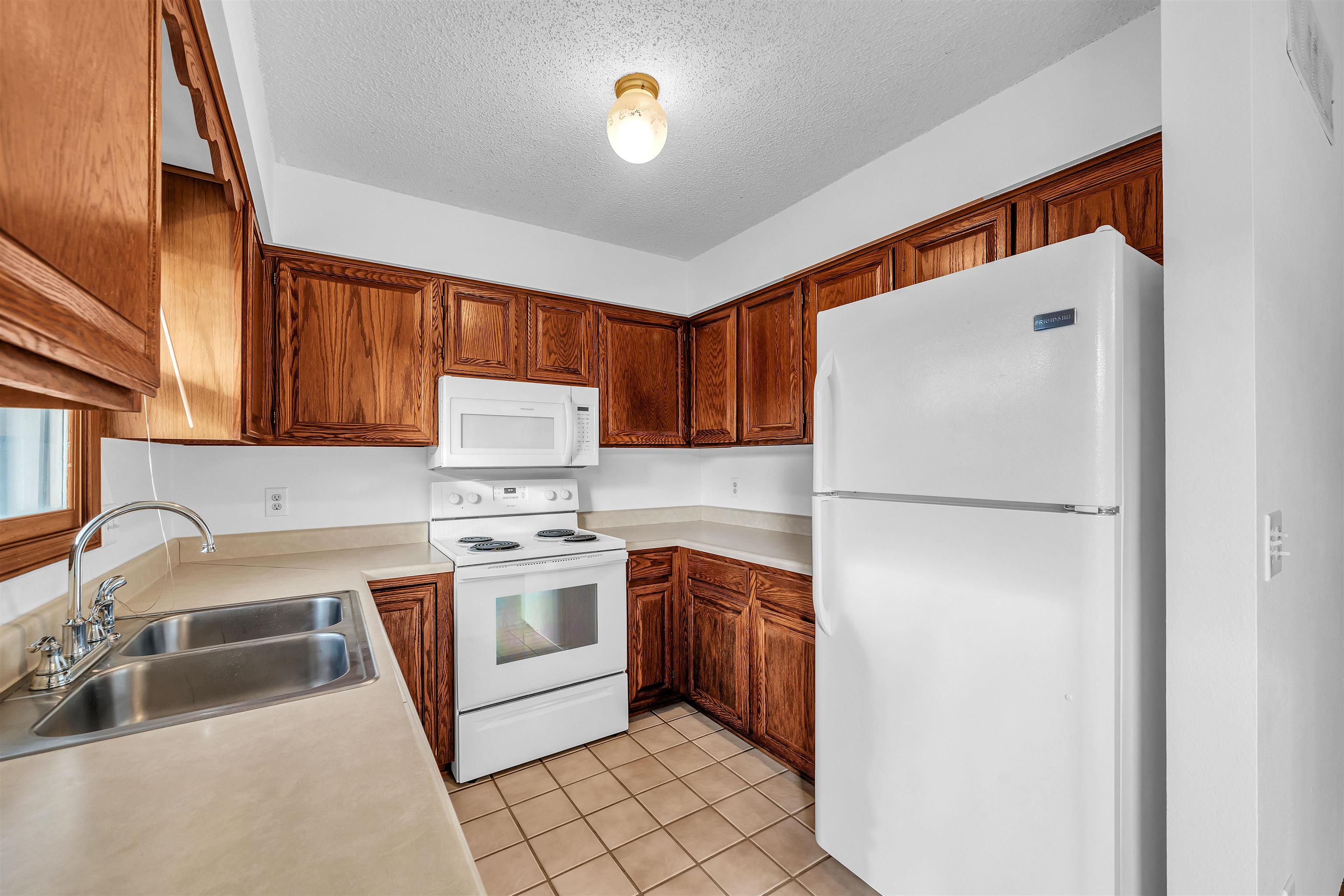 9413 E Bluestem Street Wichita KS 67207