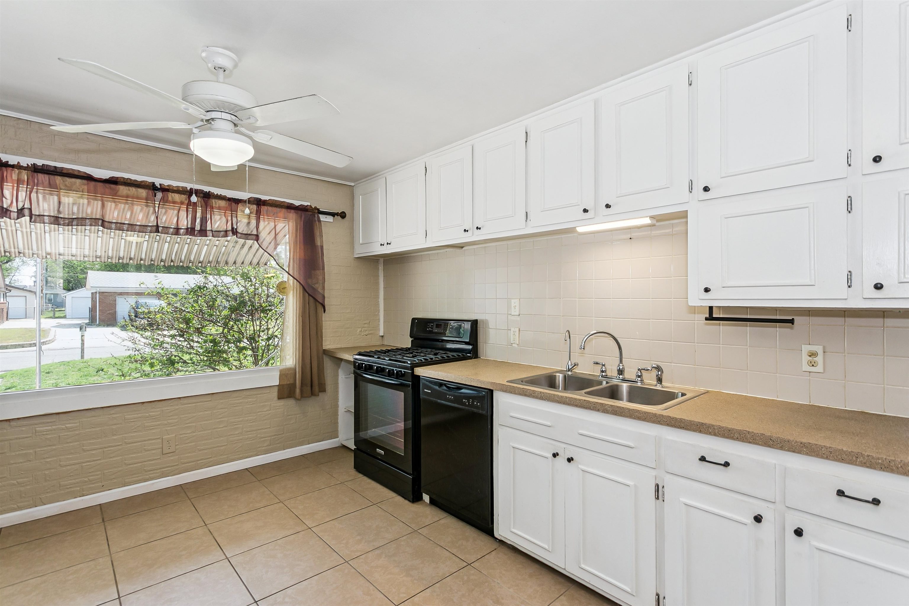 243 N Sunnyside Road Haysville KS 67060