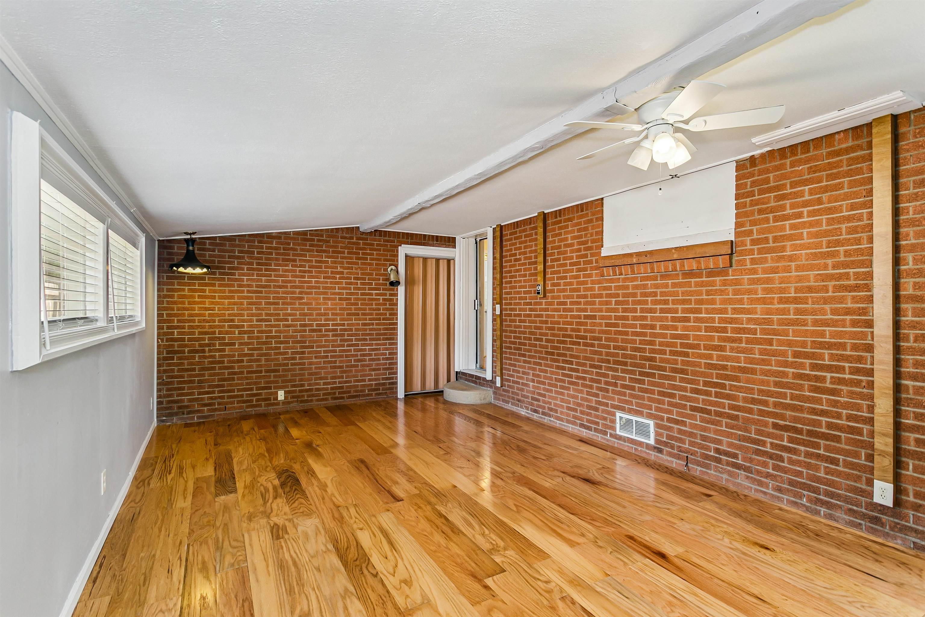 243 N Sunnyside Road Haysville KS 67060