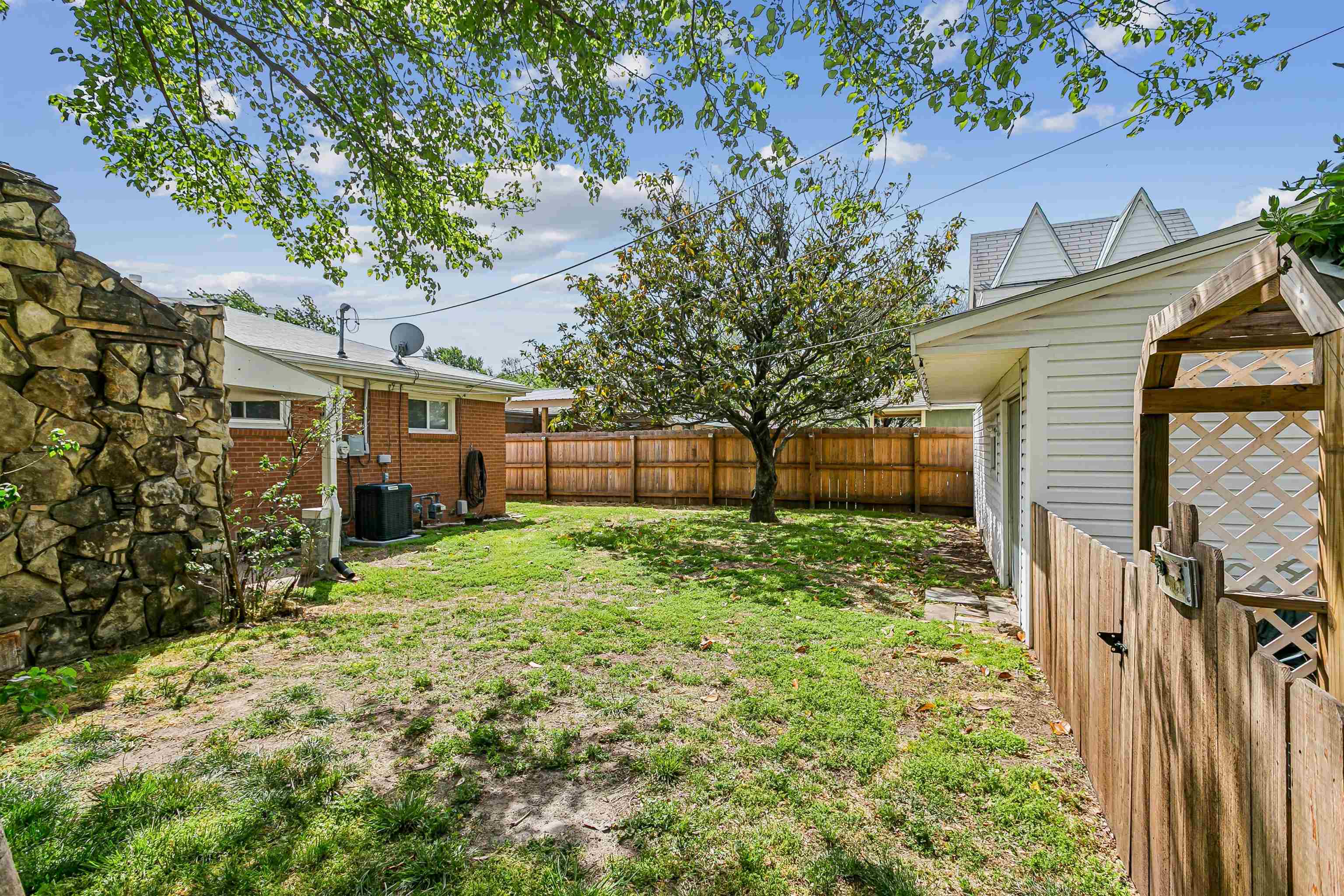 243 N Sunnyside Road Haysville KS 67060