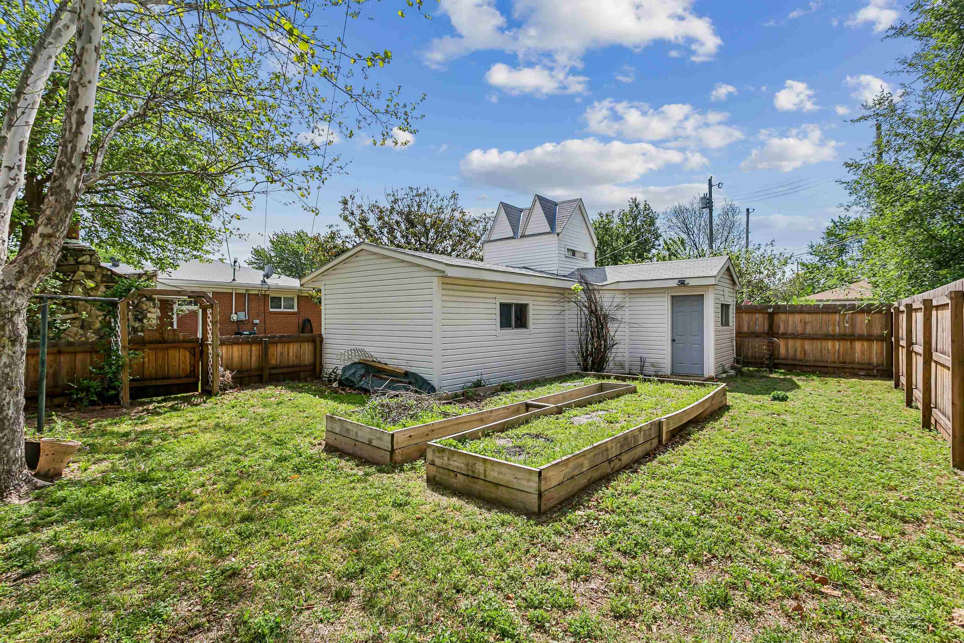 243 N Sunnyside Road Haysville KS 67060
