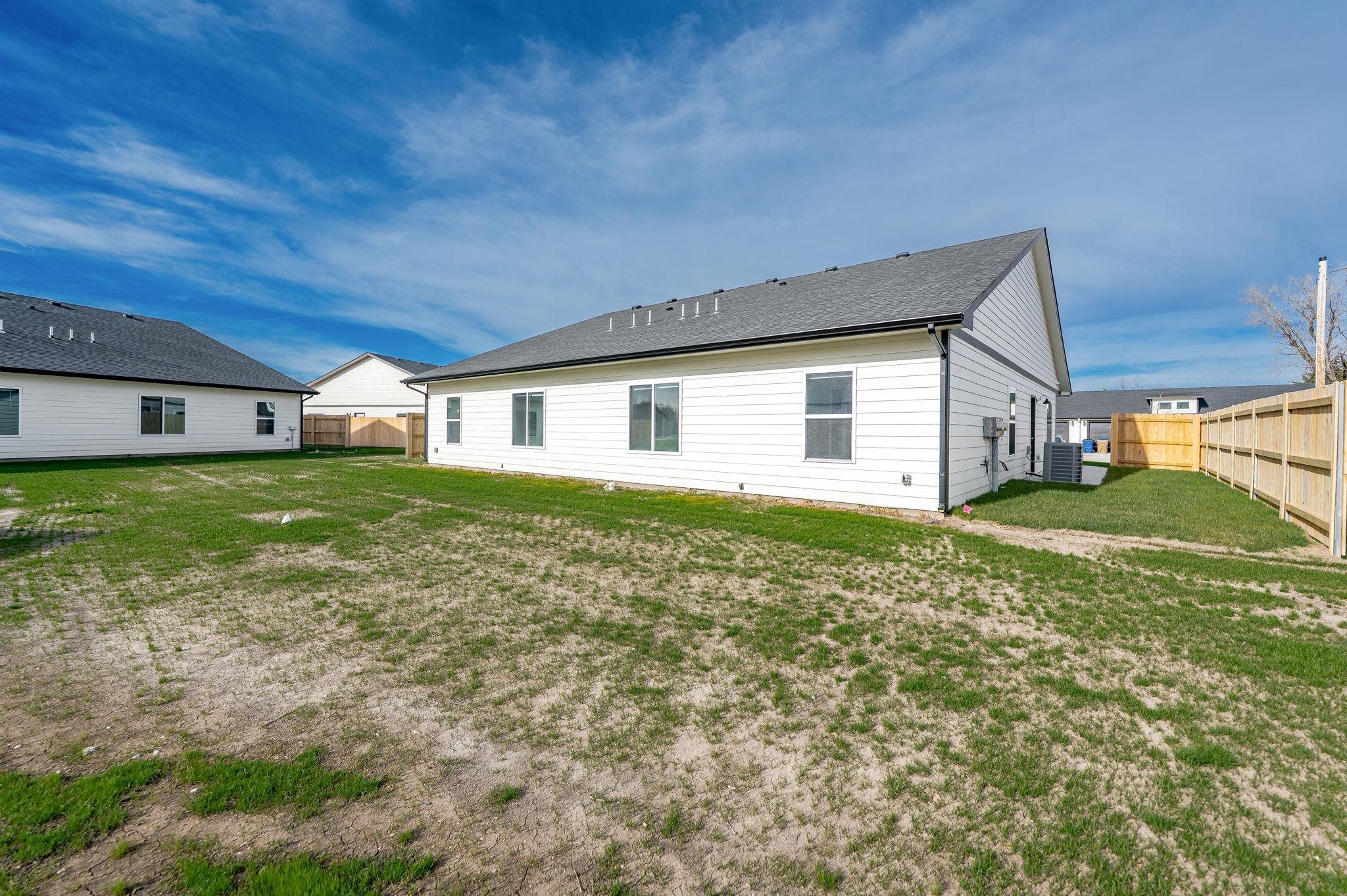473 E Harper Street Valley Center KS 67147-8948