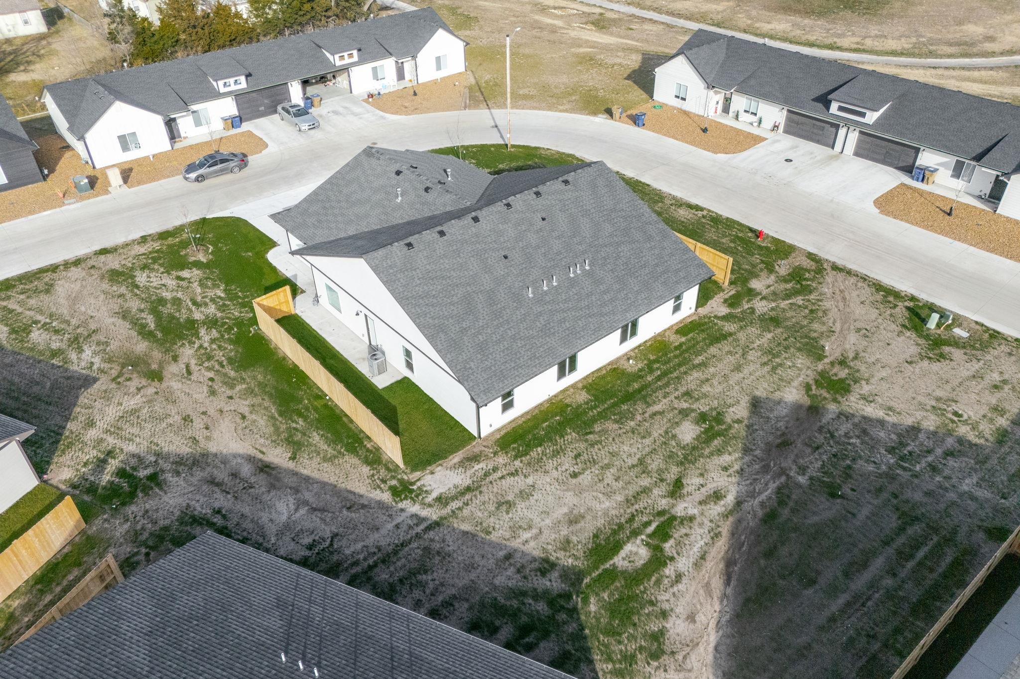473 E Harper Street Valley Center KS 67147-8948