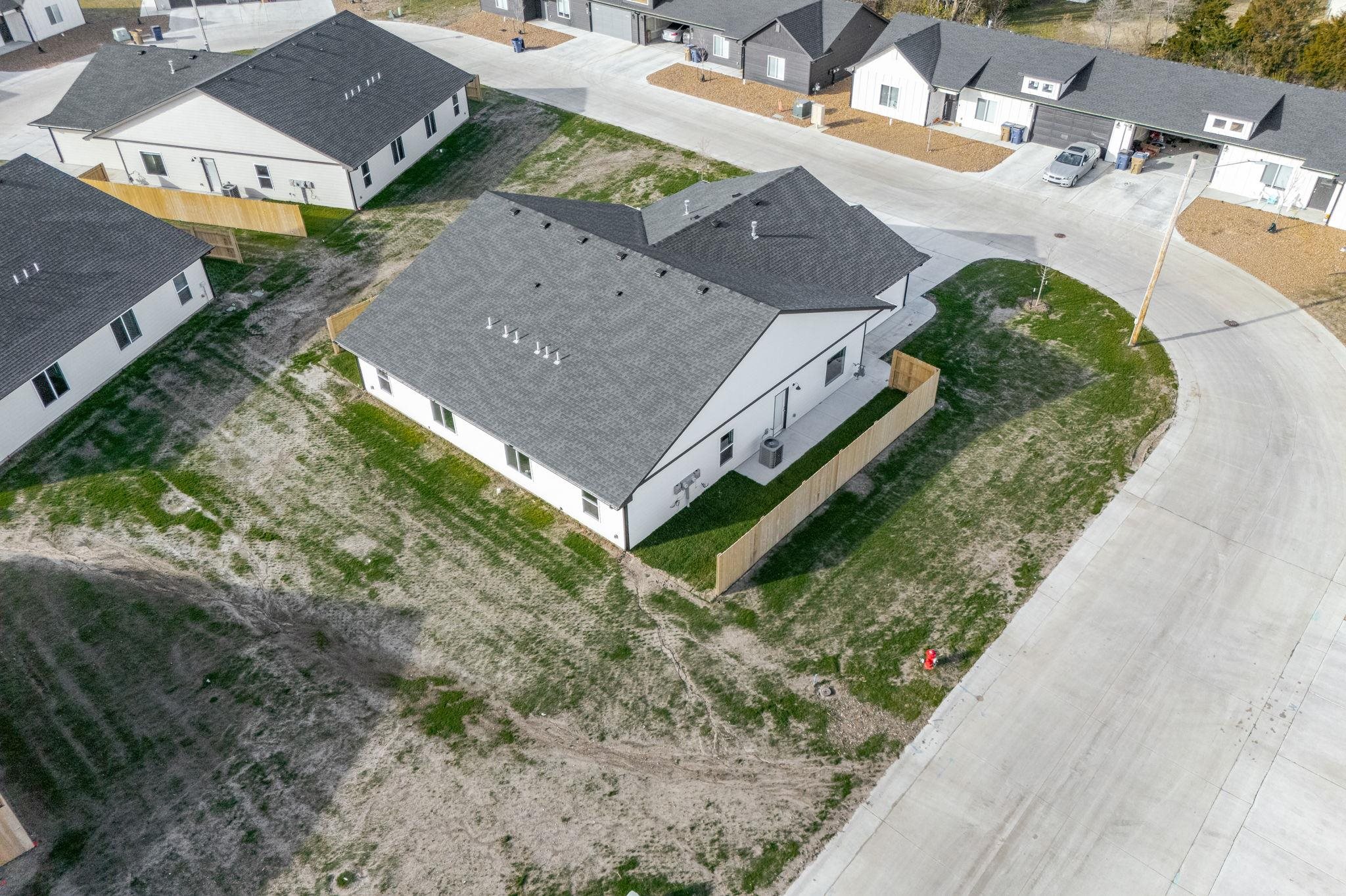 473 E Harper Street Valley Center KS 67147-8948