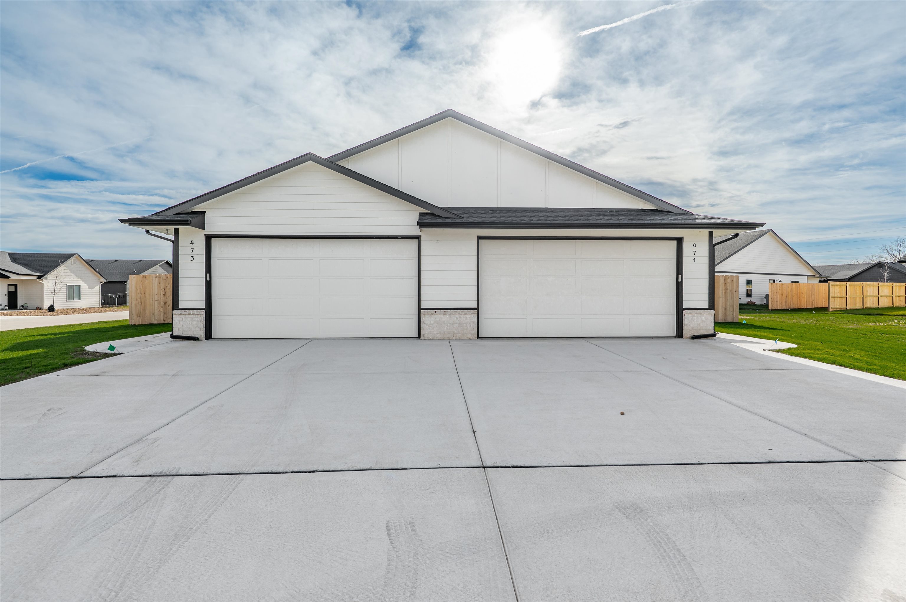 473 E Harper Street Valley Center KS 67147-8948