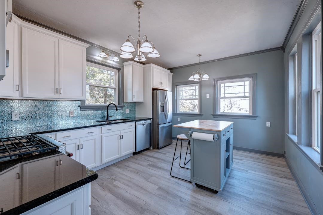 1702 Simpson Avenue Winfield KS 67156