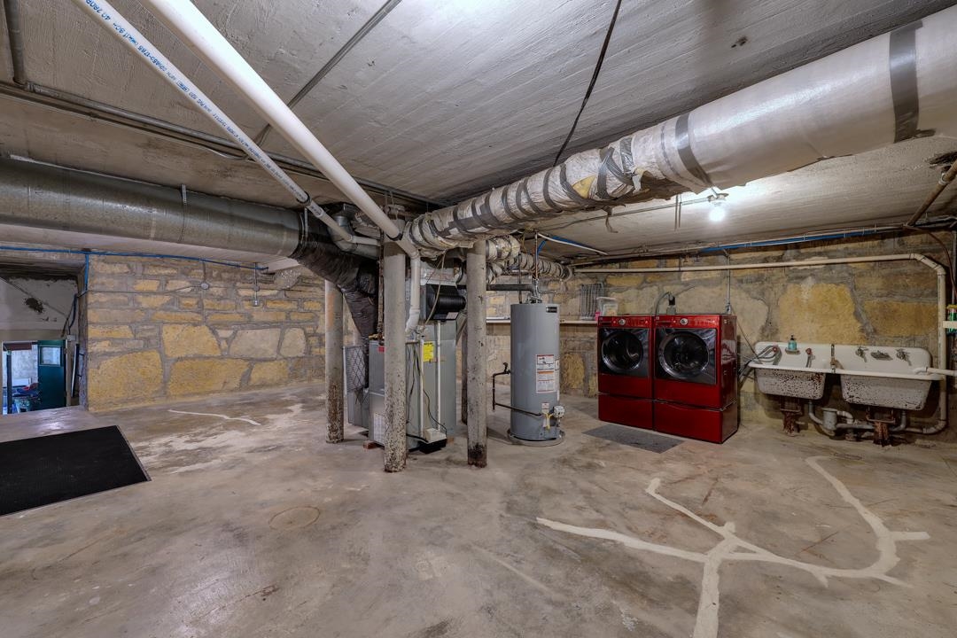 1702 Simpson Avenue Winfield KS 67156