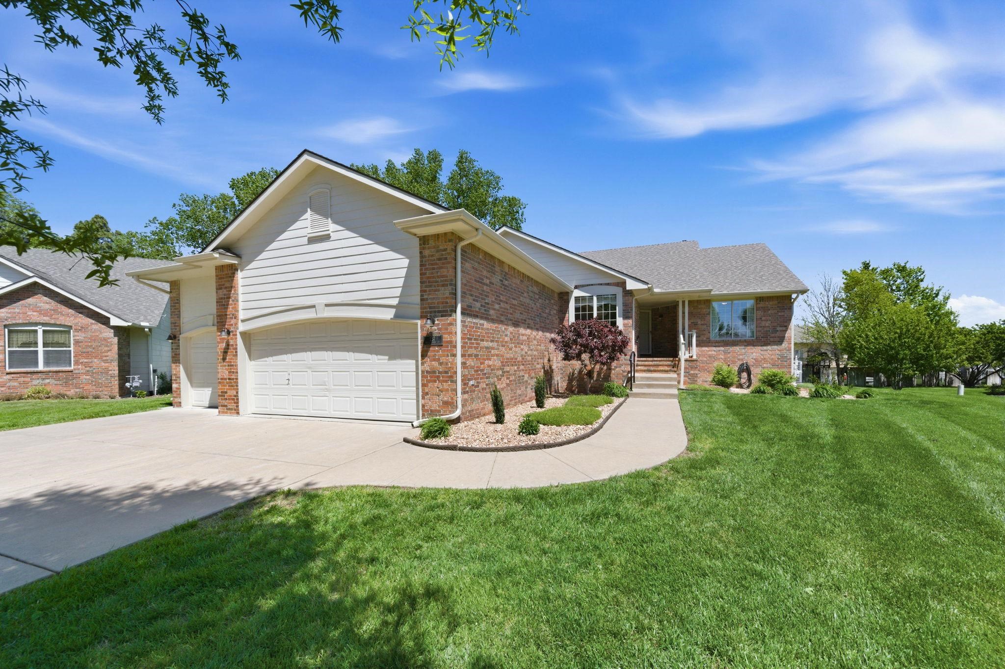 237 S Maple Dunes Court Wichita KS 67235