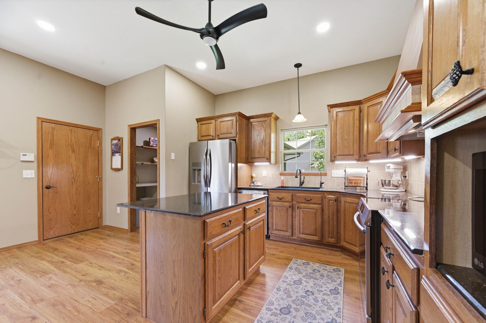 237 S Maple Dunes Court Wichita KS 67235