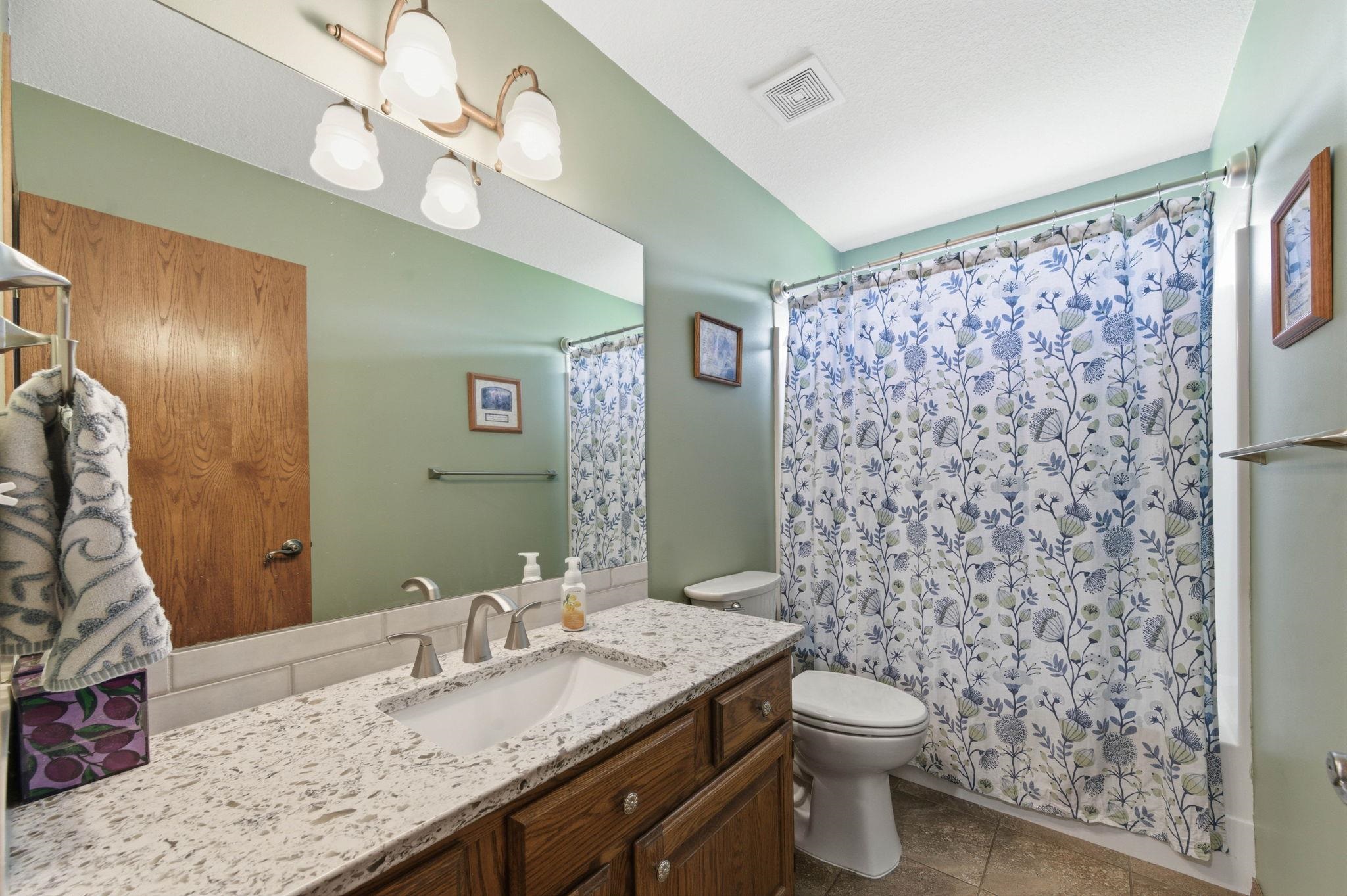 237 S Maple Dunes Court Wichita KS 67235