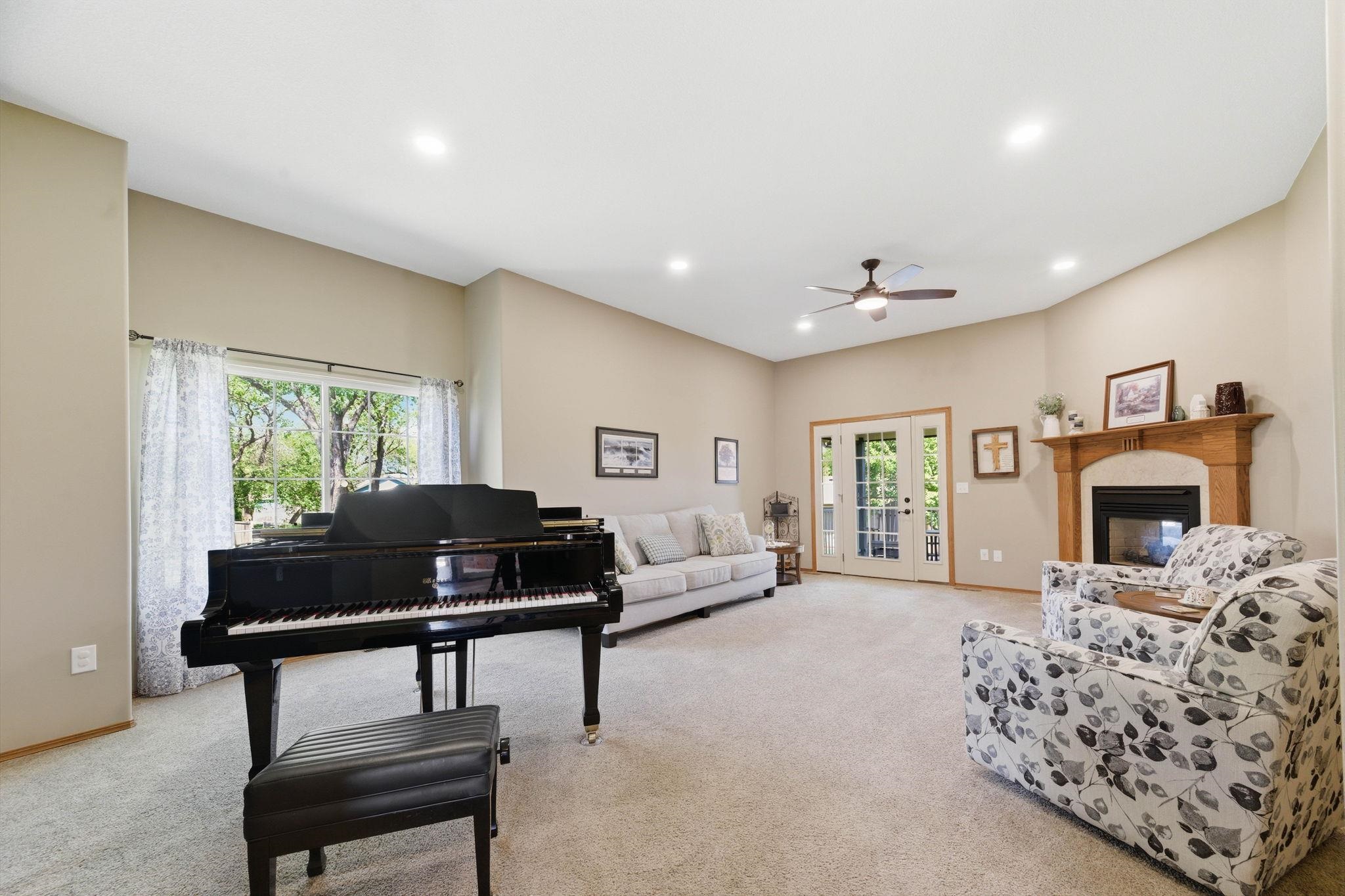 237 S Maple Dunes Court Wichita KS 67235