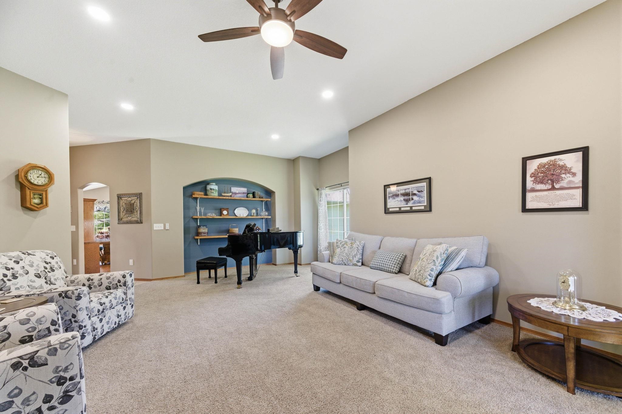 237 S Maple Dunes Court Wichita KS 67235