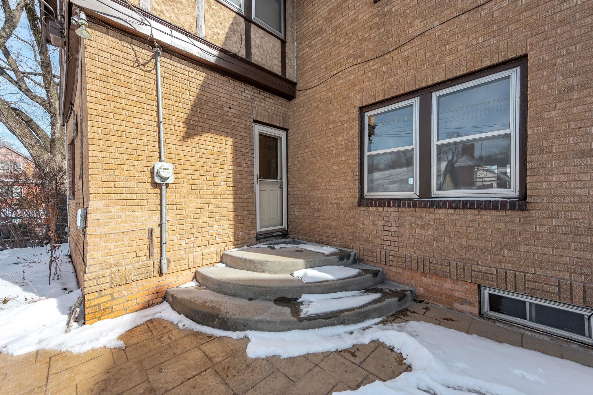 195 N Dellrose Avenue Wichita KS 67208