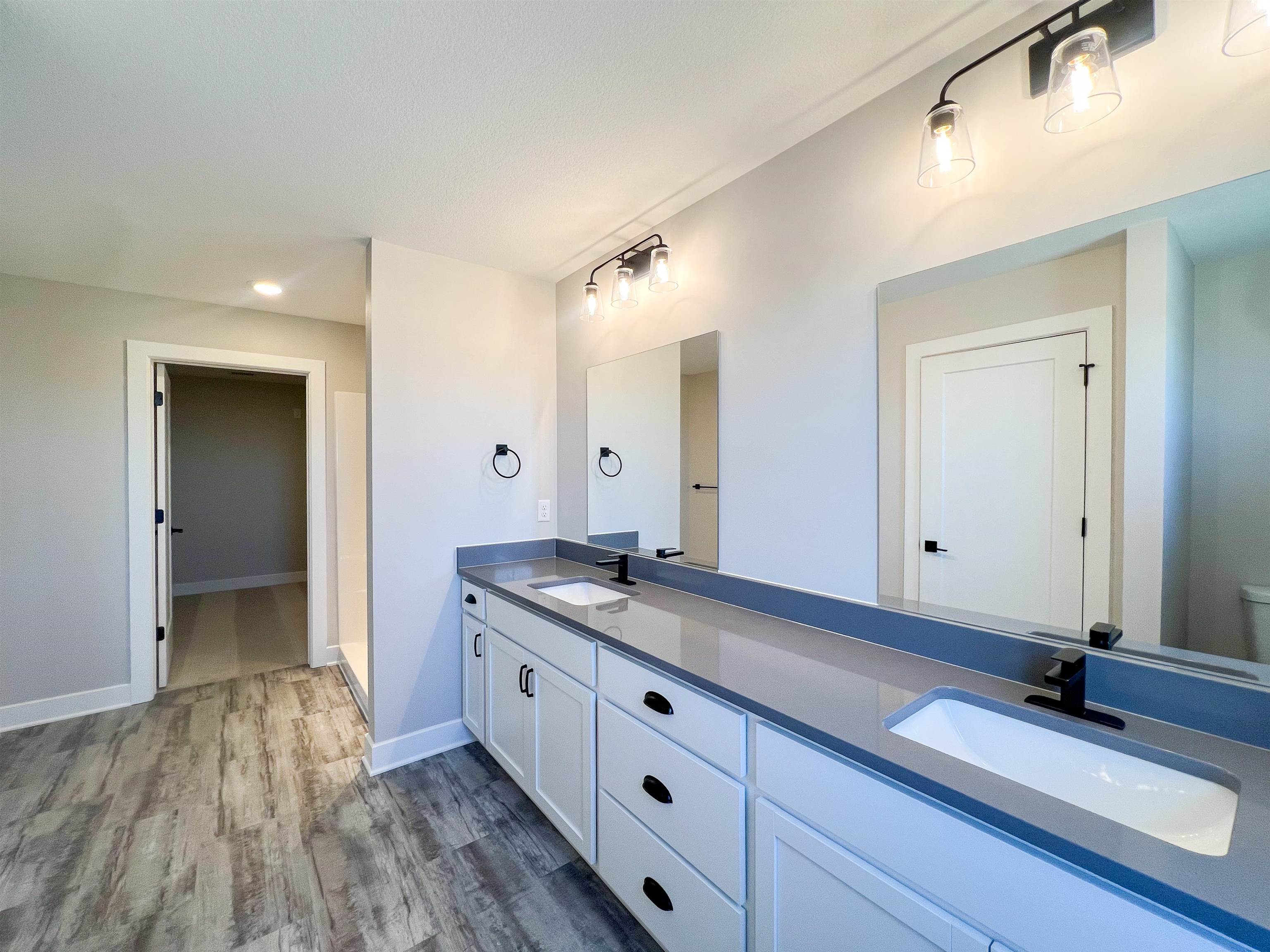 141 S Shay Road Andover KS 67002