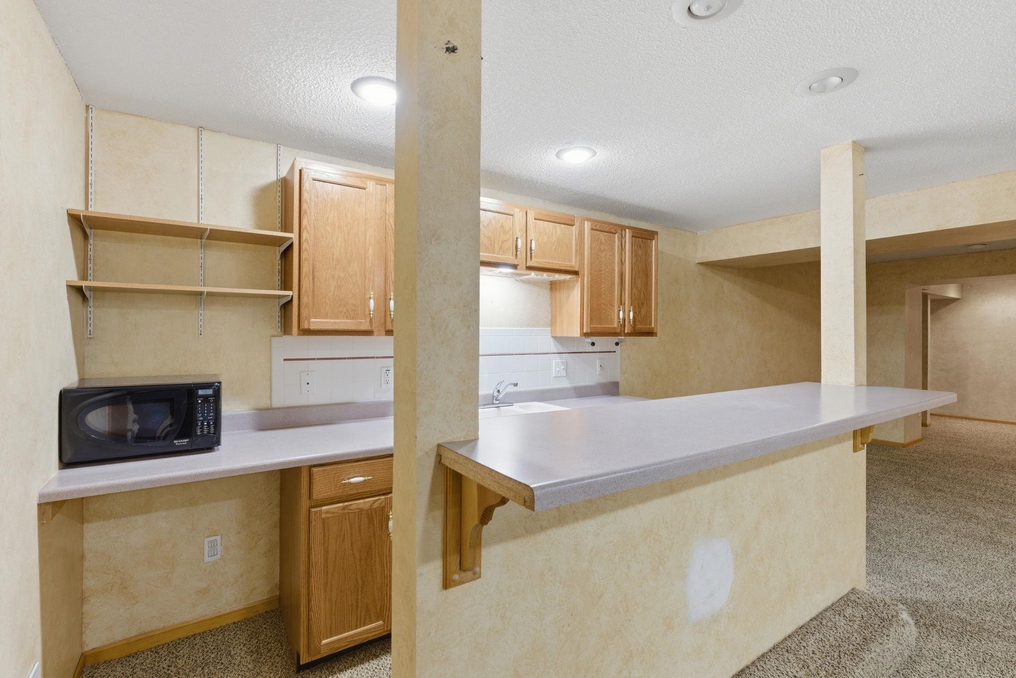 319 N Bay Country Court Wichita KS 67235