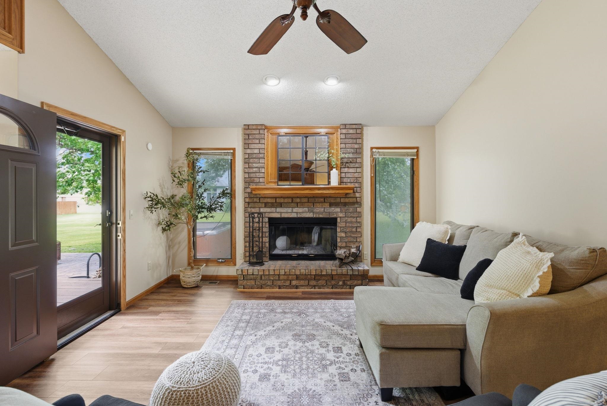 319 N Bay Country Court Wichita KS 67235