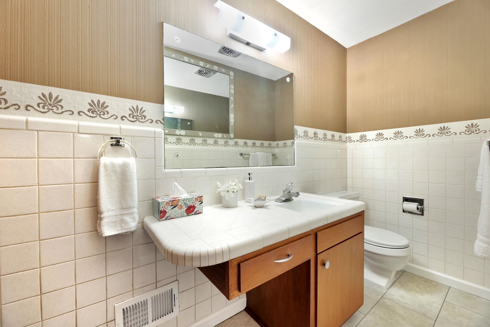 6223 E Perryton Street Bel Aire KS 67220