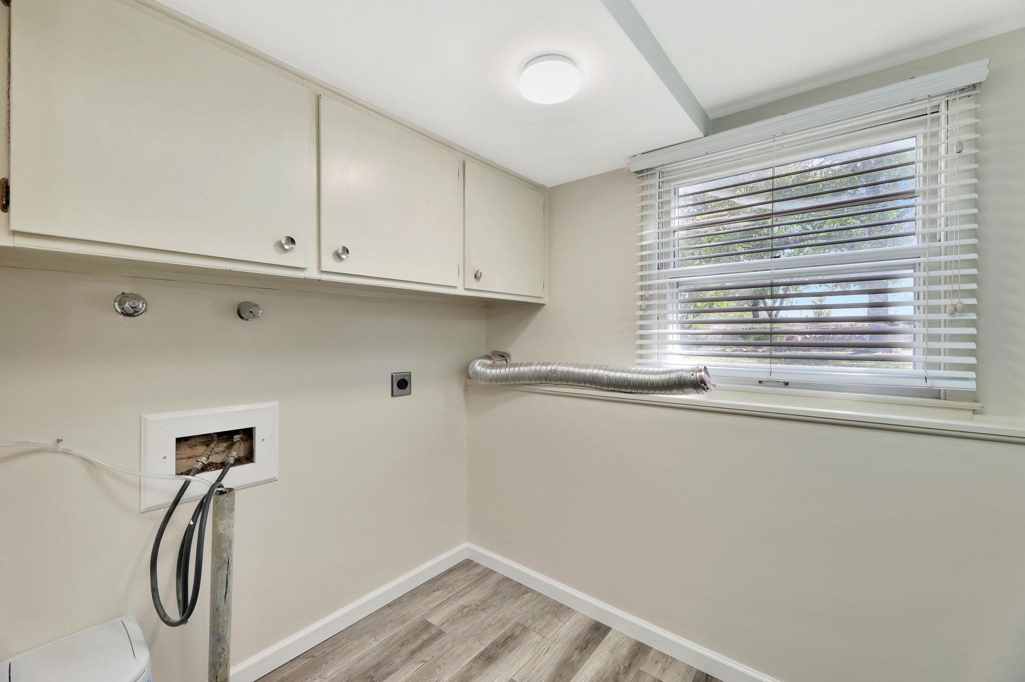 6223 E Perryton Street Bel Aire KS 67220