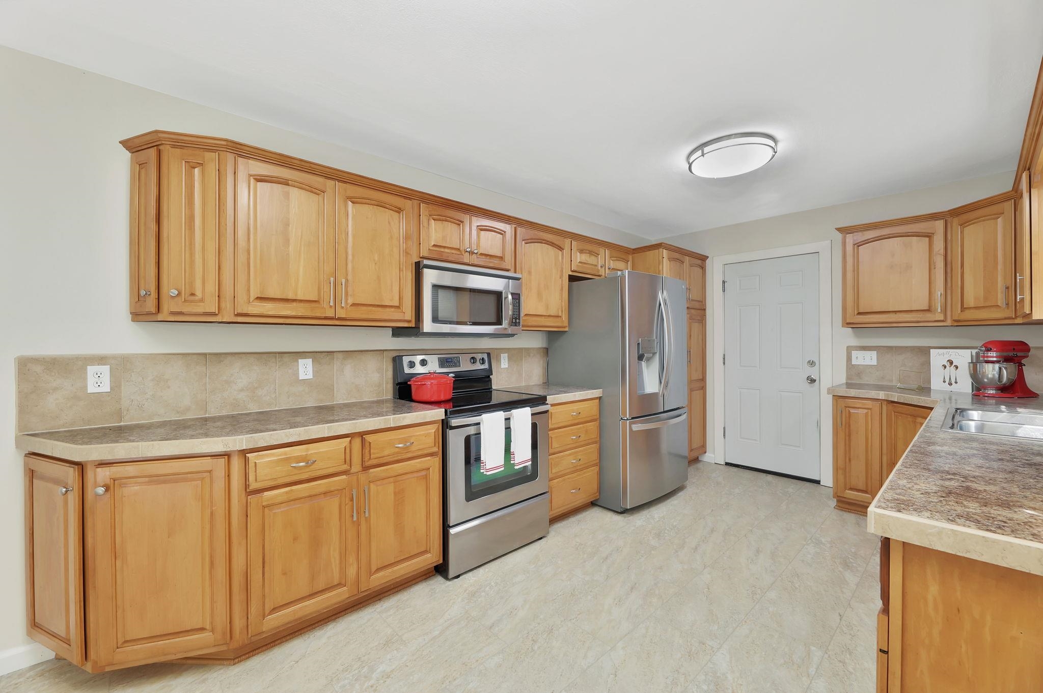 6223 E Perryton Street Bel Aire KS 67220