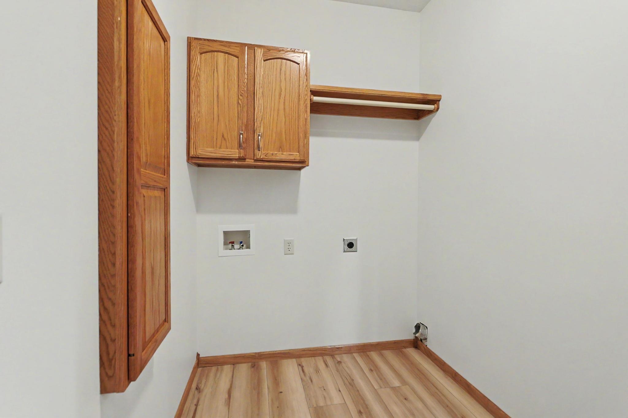 1323 S Threewood Street Wichita KS 67235