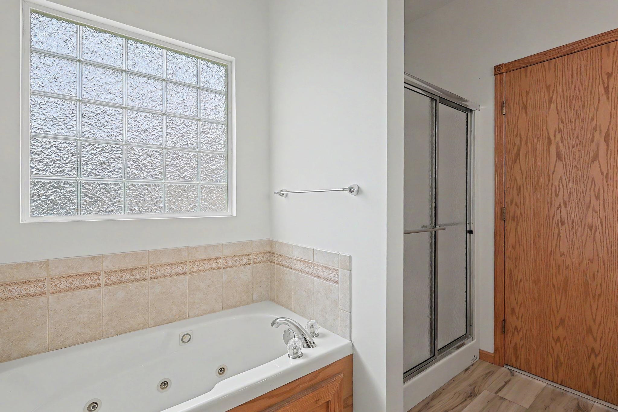 1323 S Threewood Street Wichita KS 67235