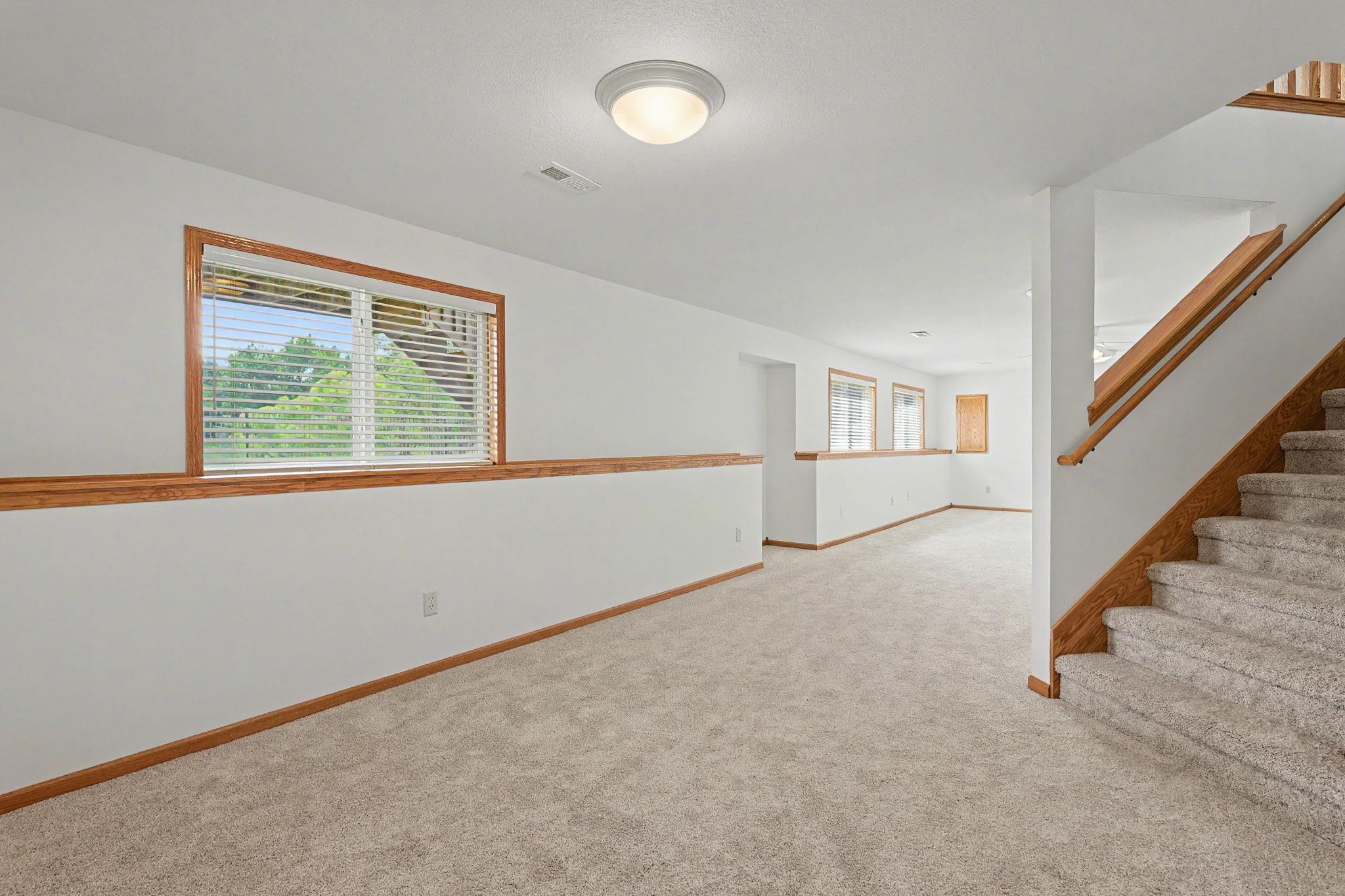 1323 S Threewood Street Wichita KS 67235