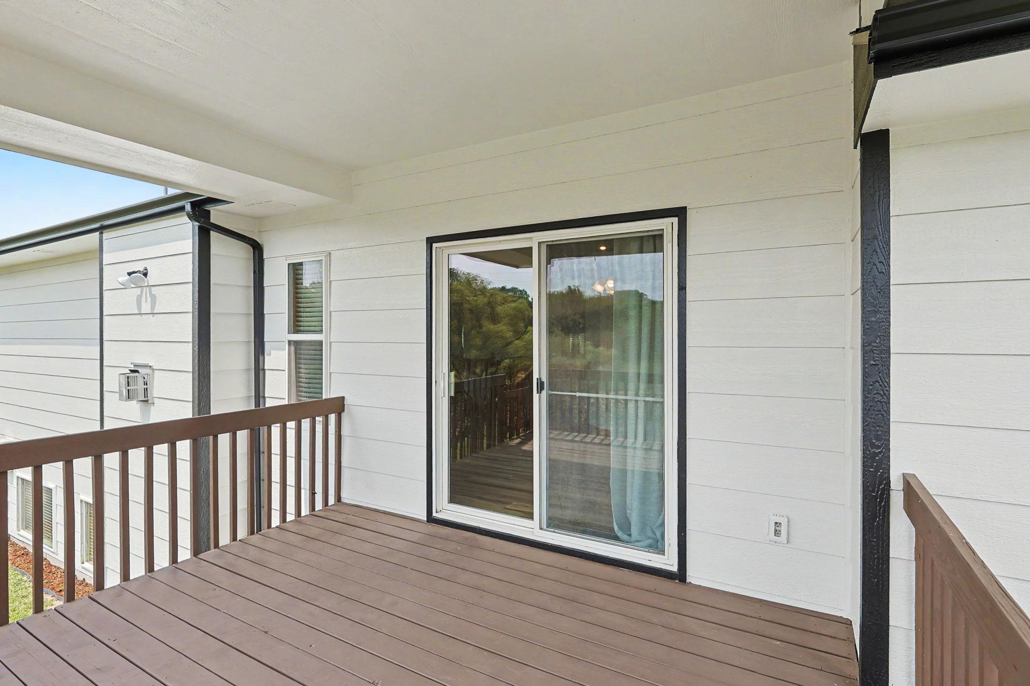 1323 S Threewood Street Wichita KS 67235