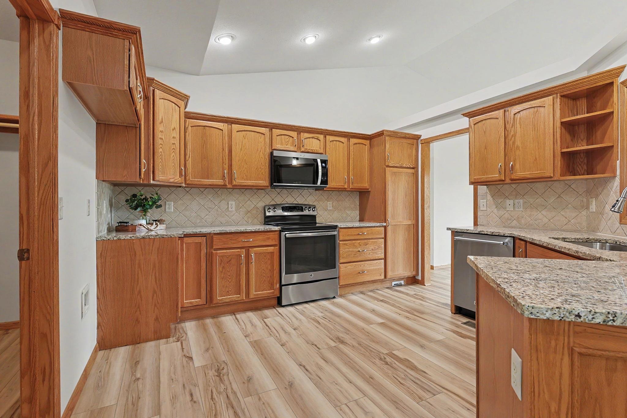 1323 S Threewood Street Wichita KS 67235