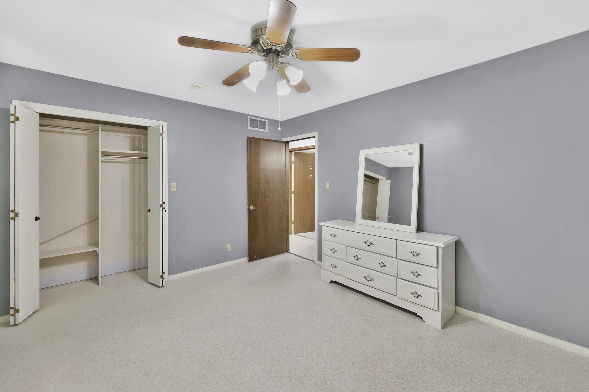 1118 E Oakwood Court Derby KS 67037