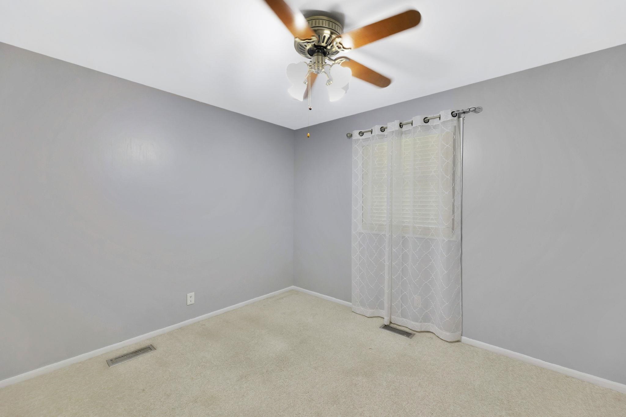 1118 E Oakwood Court Derby KS 67037