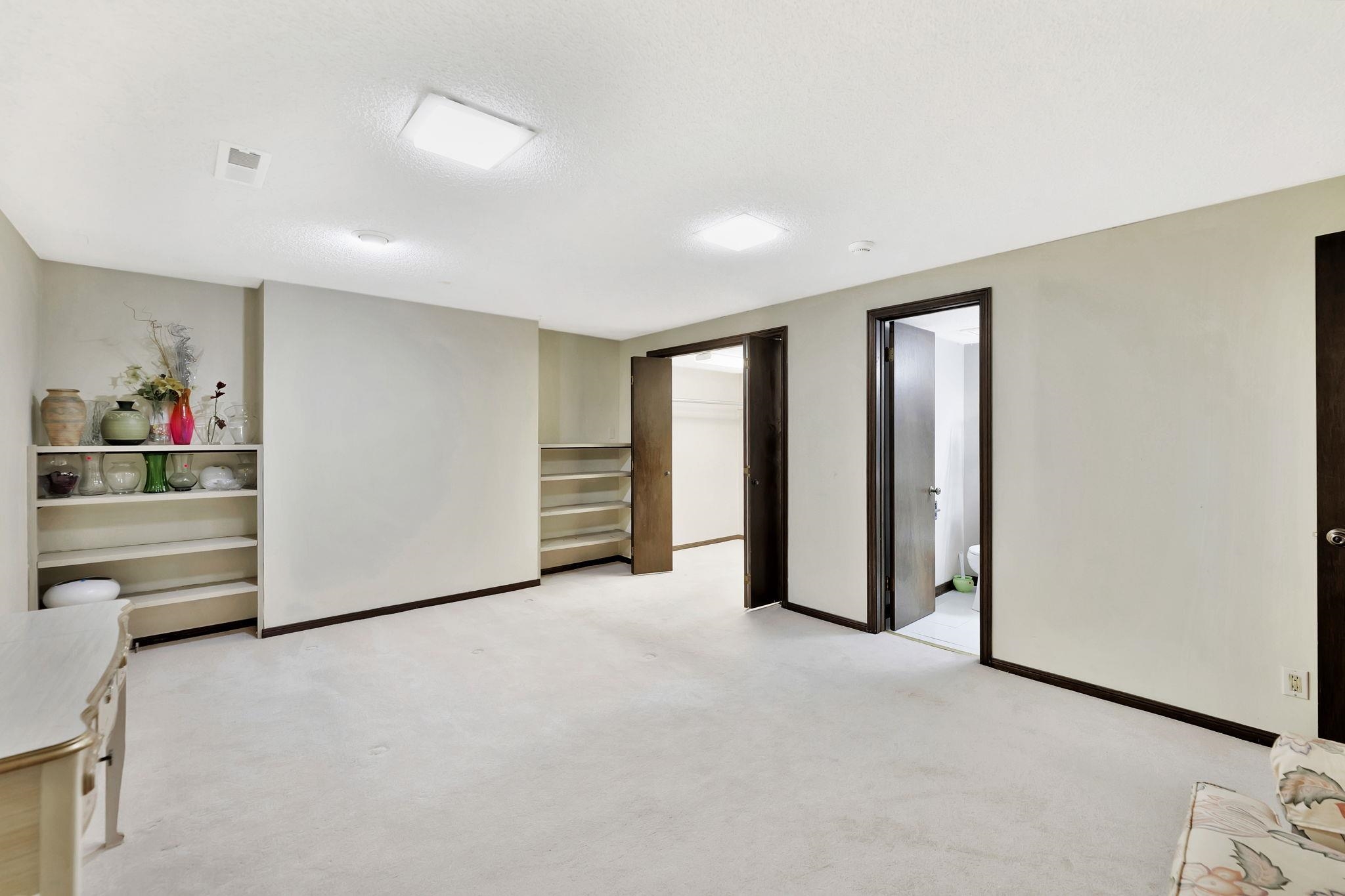 1118 E Oakwood Court Derby KS 67037