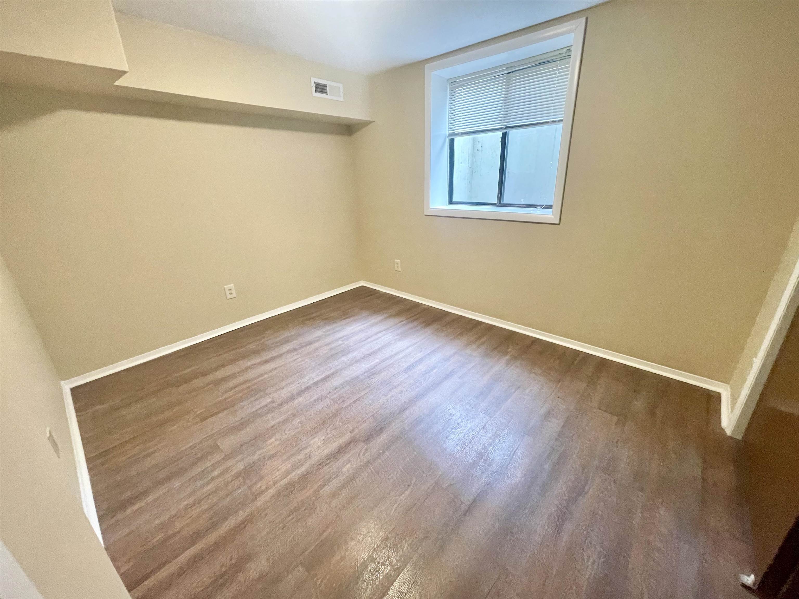 2156 S White Oak Drive Wichita KS 67207