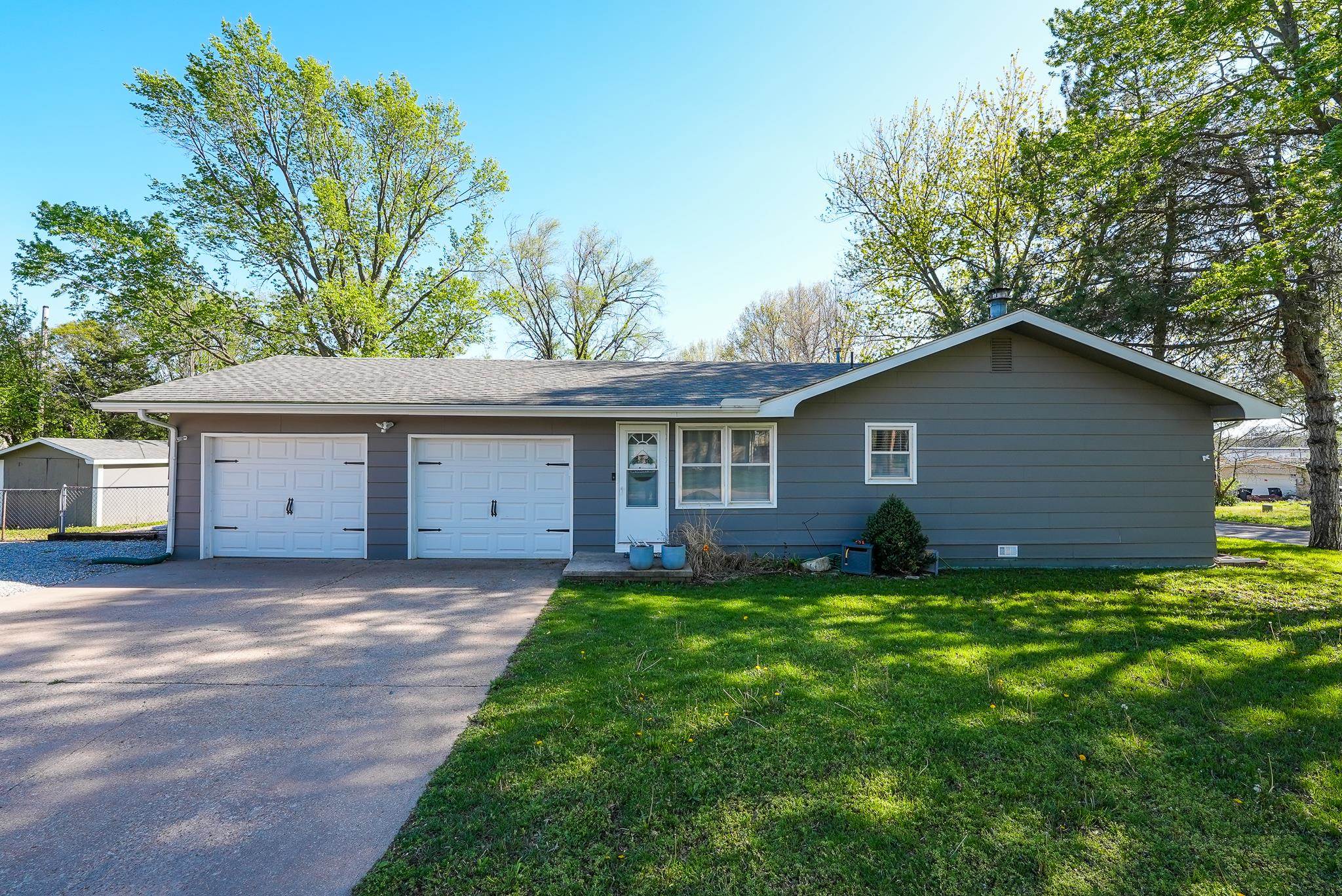 1132 N Orient Street El Dorado KS 67042