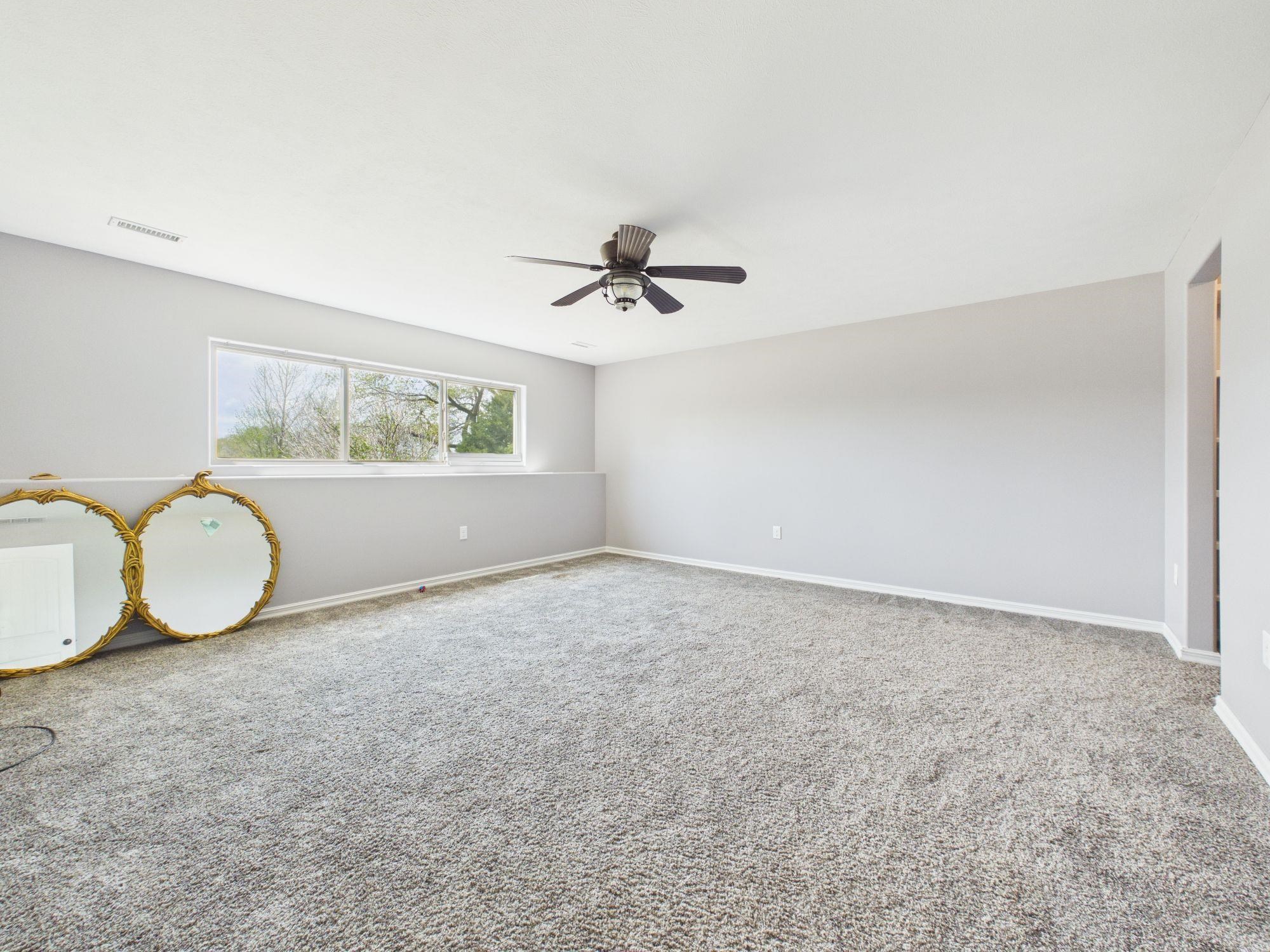 22015 W 101st Street N Mount Hope KS 67108