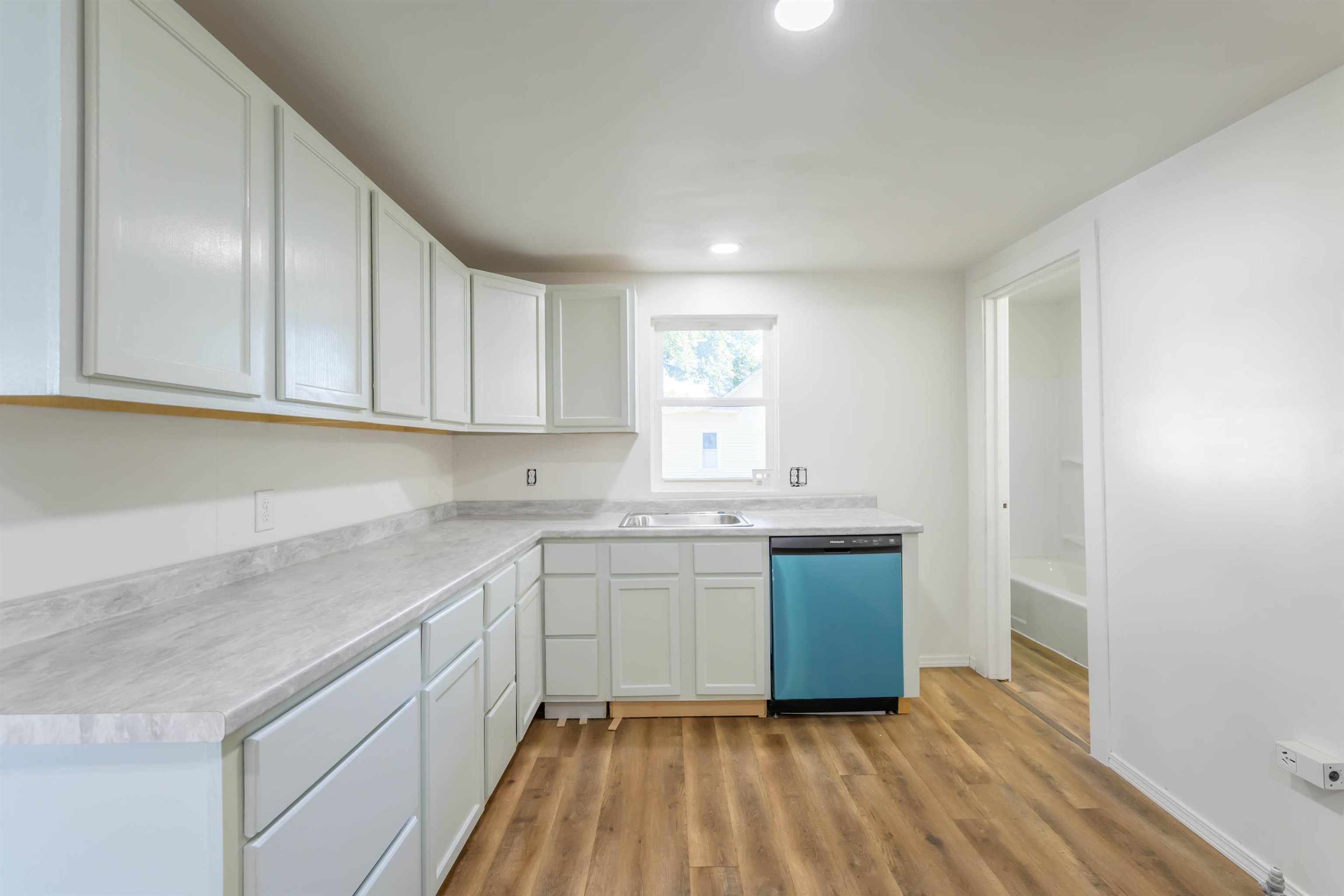 210 S Cedar Marion KS 66861-1328
