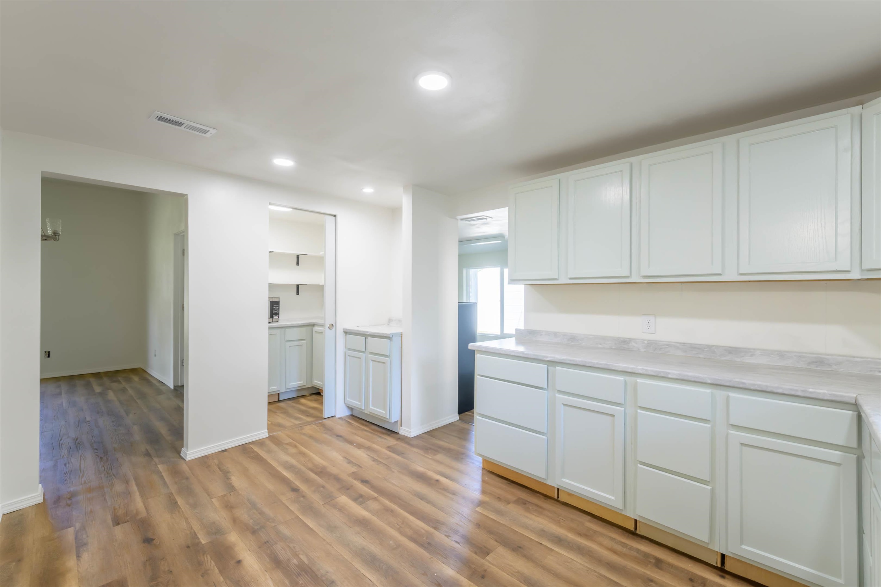 210 S Cedar Marion KS 66861-1328