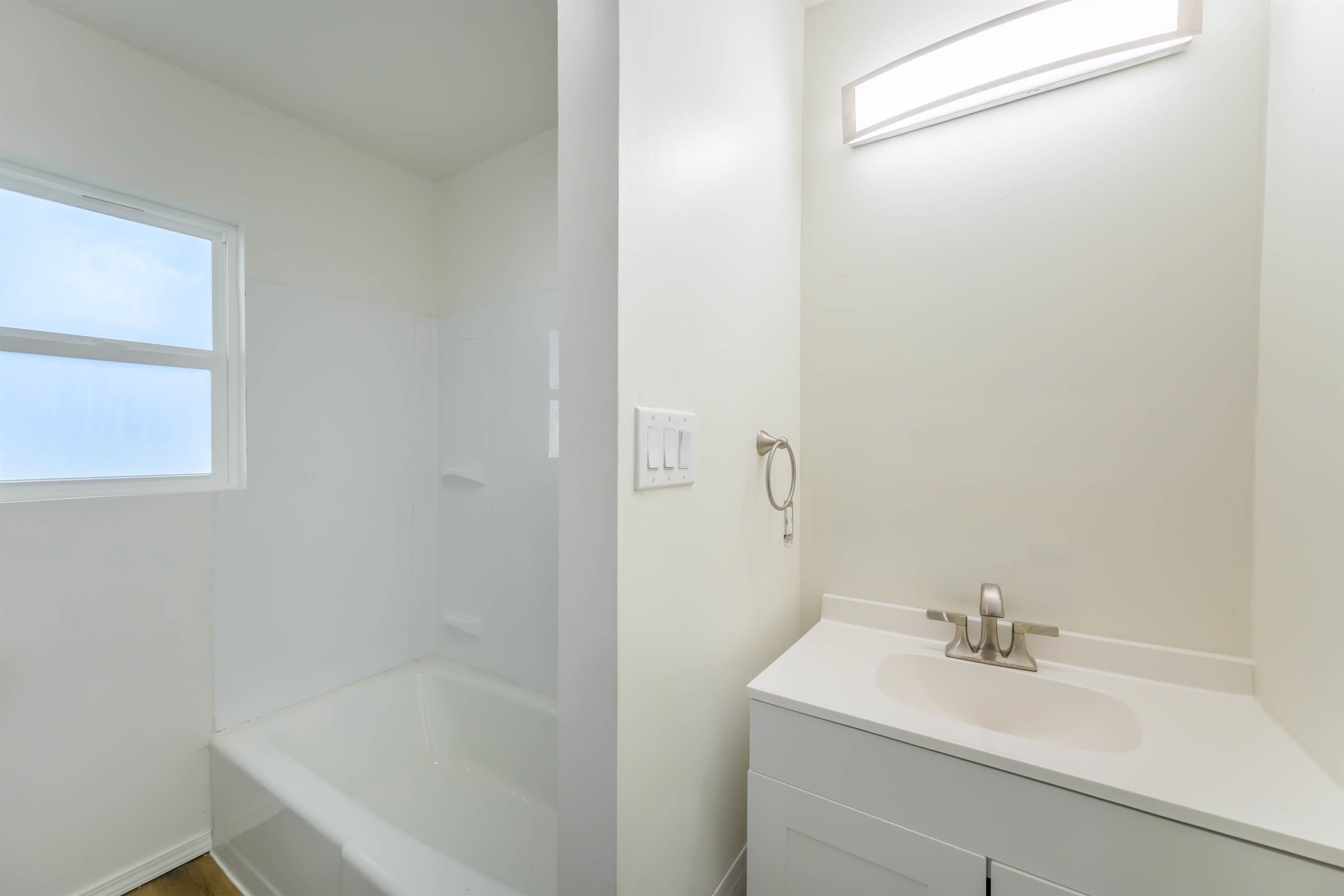 210 S Cedar Marion KS 66861-1328