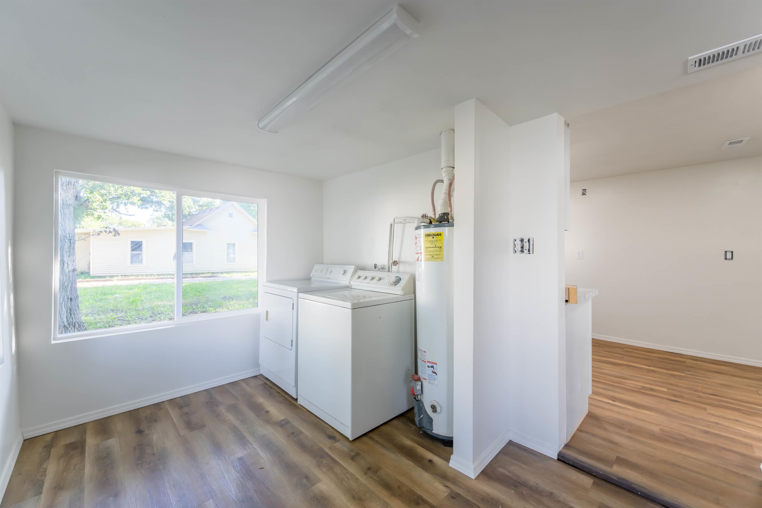 210 S Cedar Marion KS 66861-1328