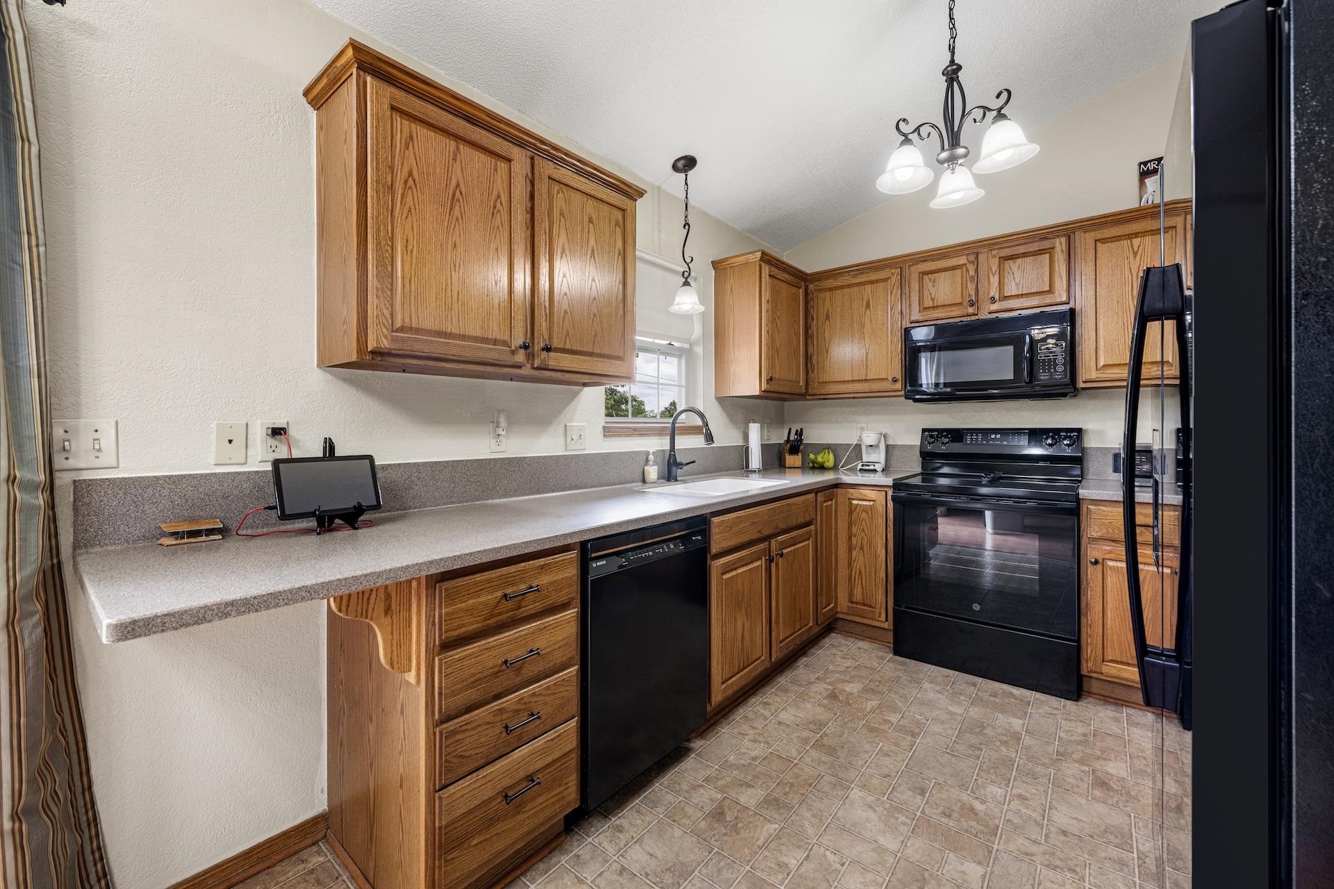 2037 N Ruger Circle Andover KS 67002-8102
