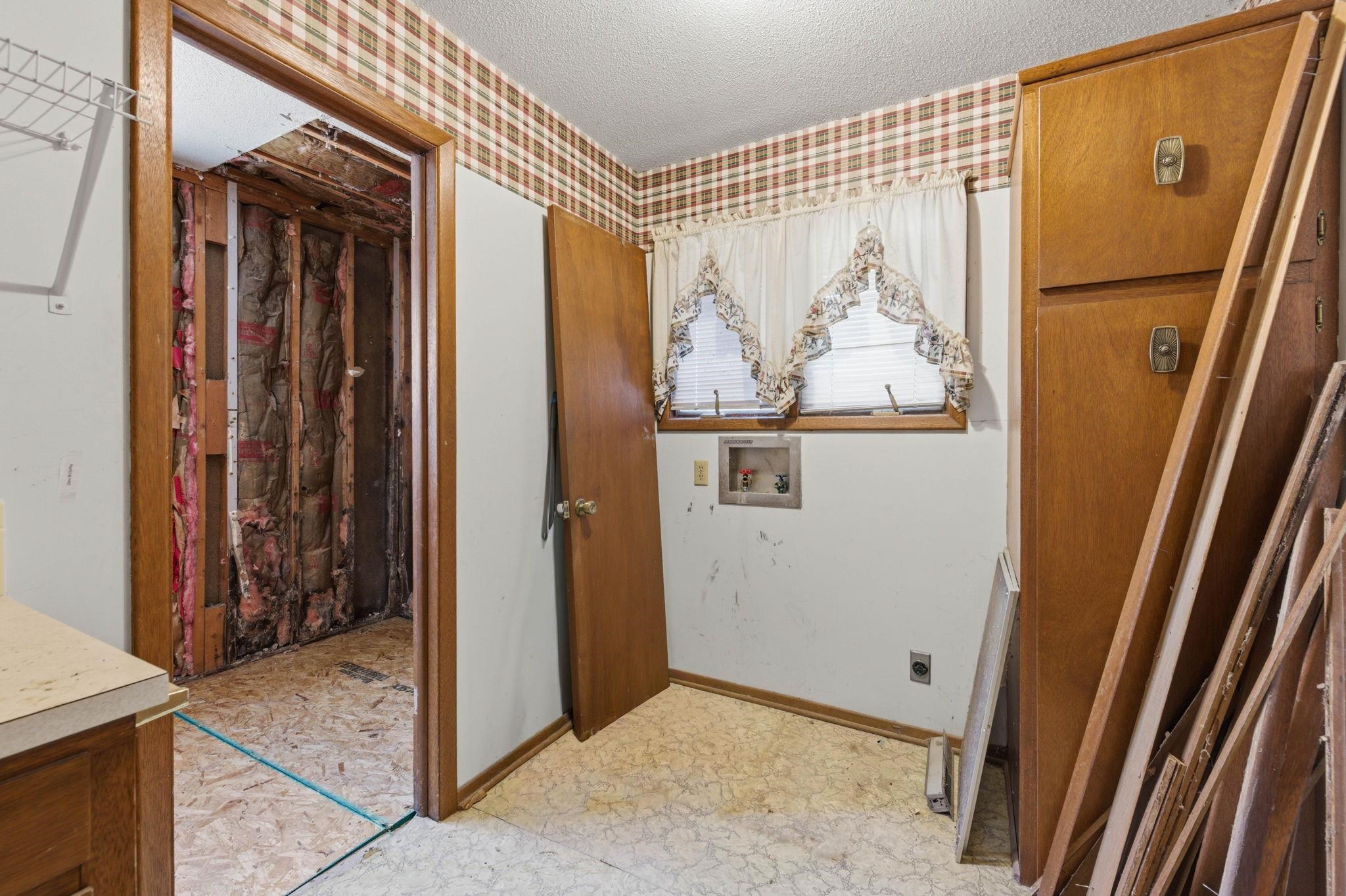 326 W 3rd Avenue Cheney KS 67025