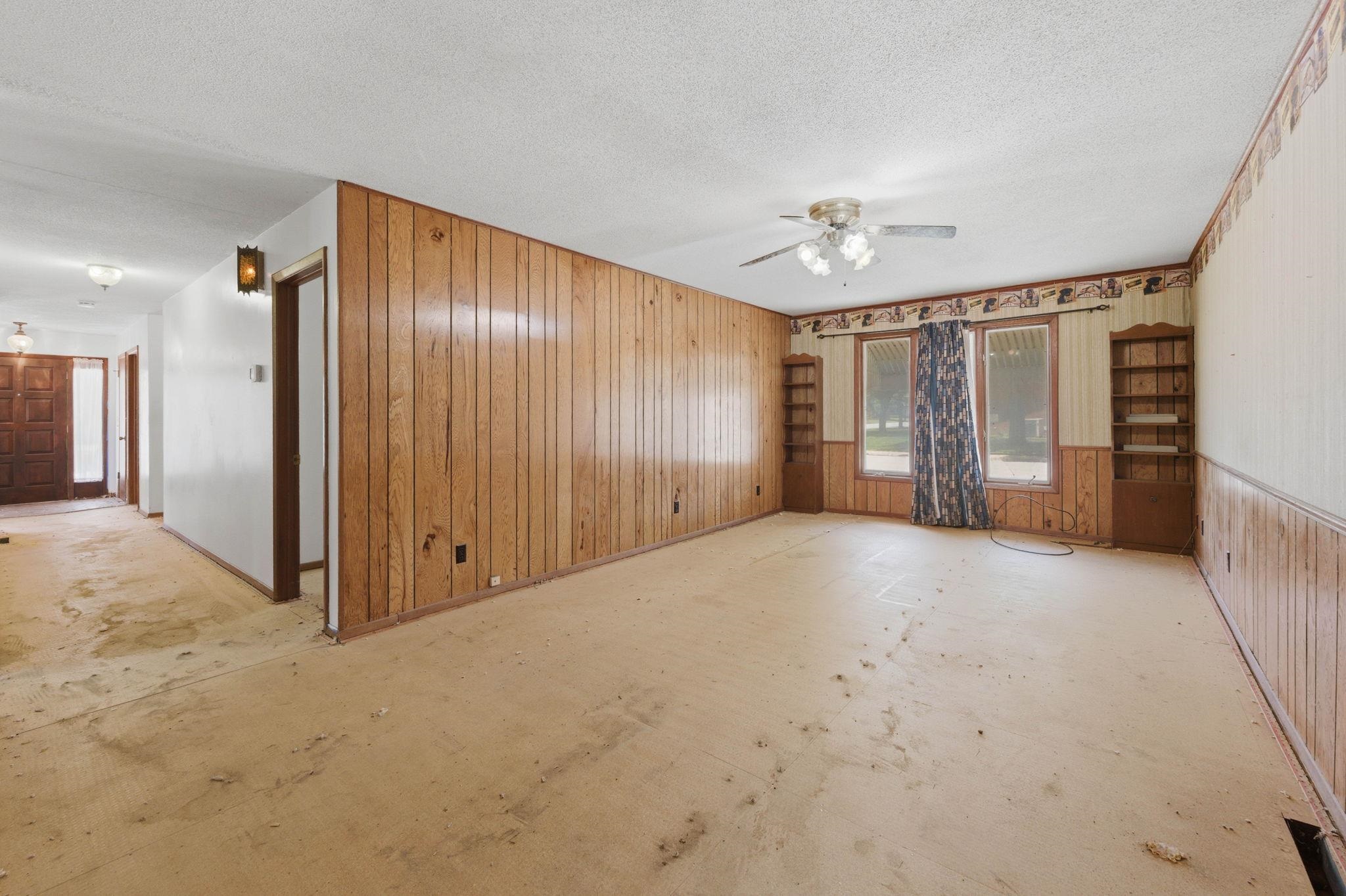 326 W 3rd Avenue Cheney KS 67025