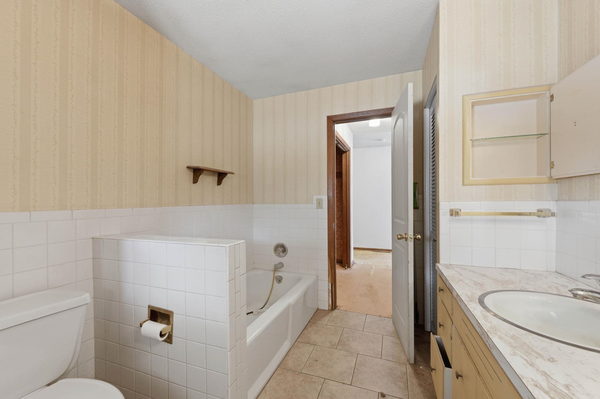 326 W 3rd Avenue Cheney KS 67025