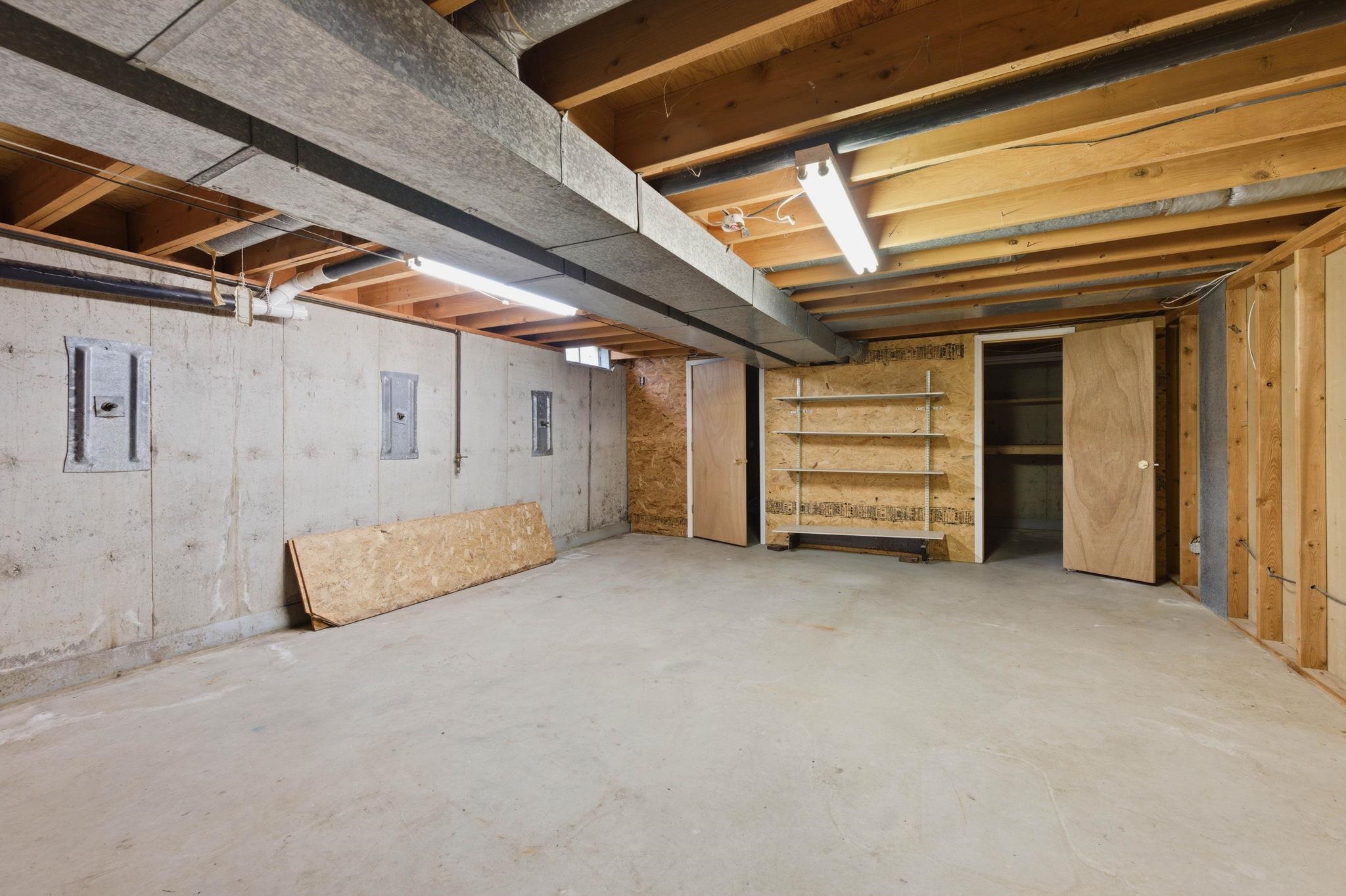 326 W 3rd Avenue Cheney KS 67025